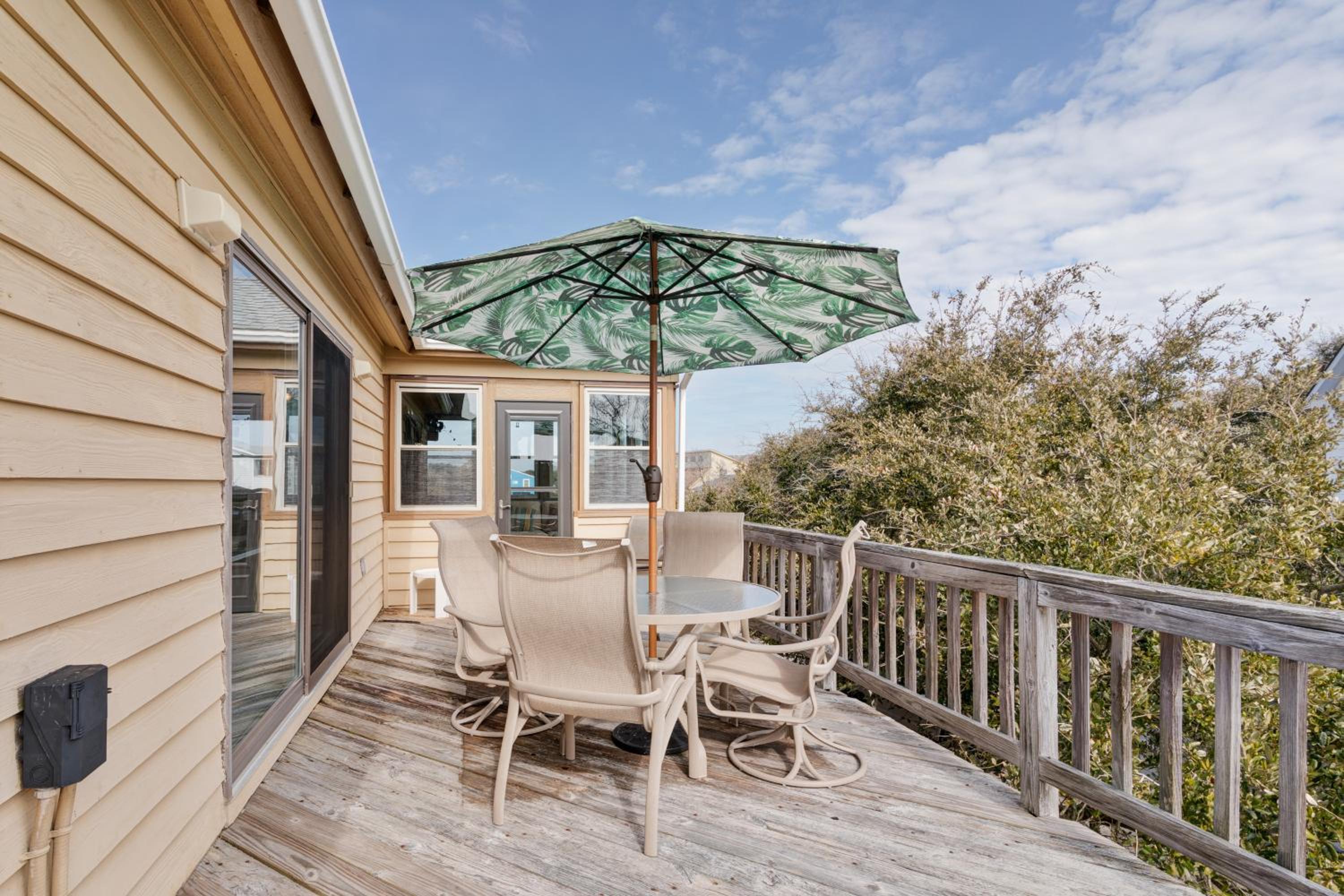4001 - The Grateful Duck by Resort Realty view 5