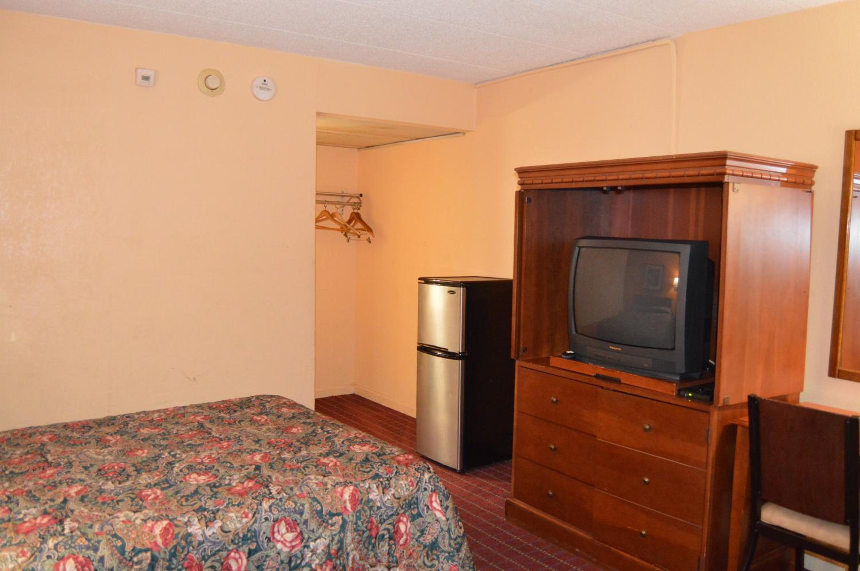 Travelers Inn
