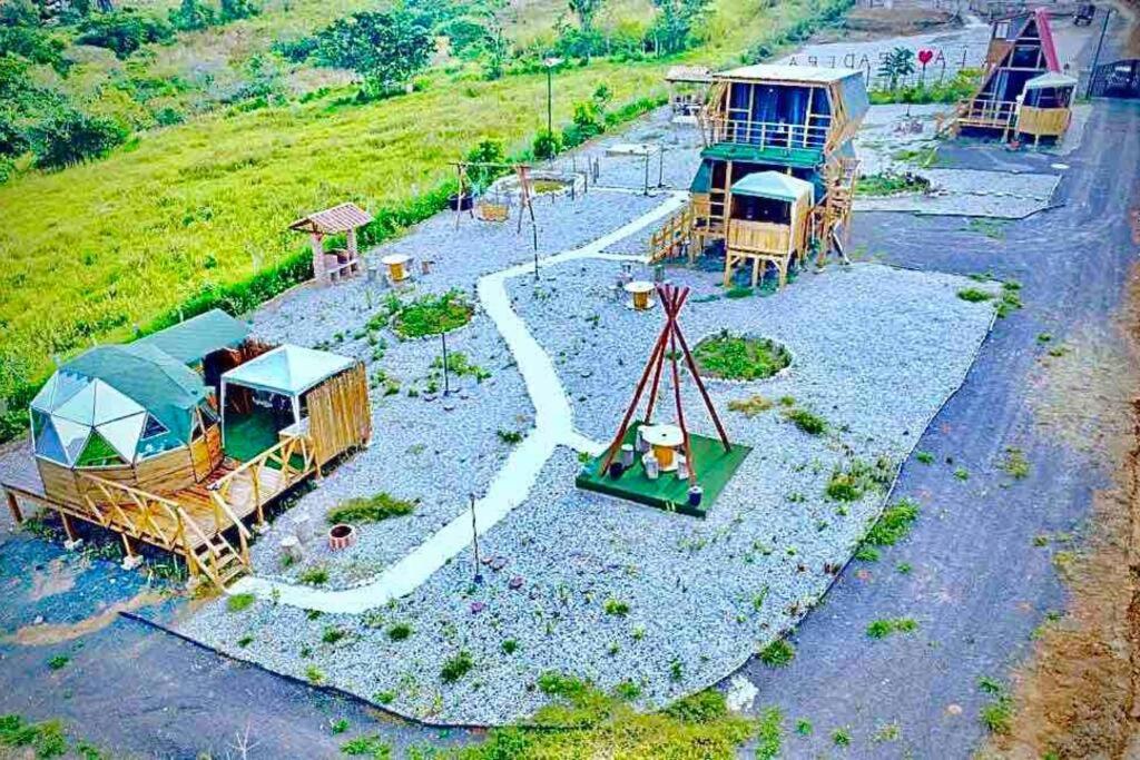Domo Glamping La Pradera km 10 vía San Gil - Barichara