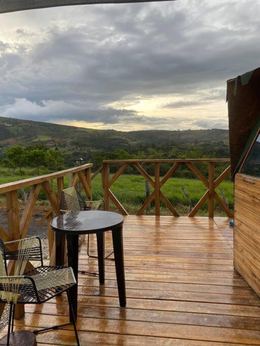 Domo Glamping La Pradera km 10 vía San Gil - Barichara