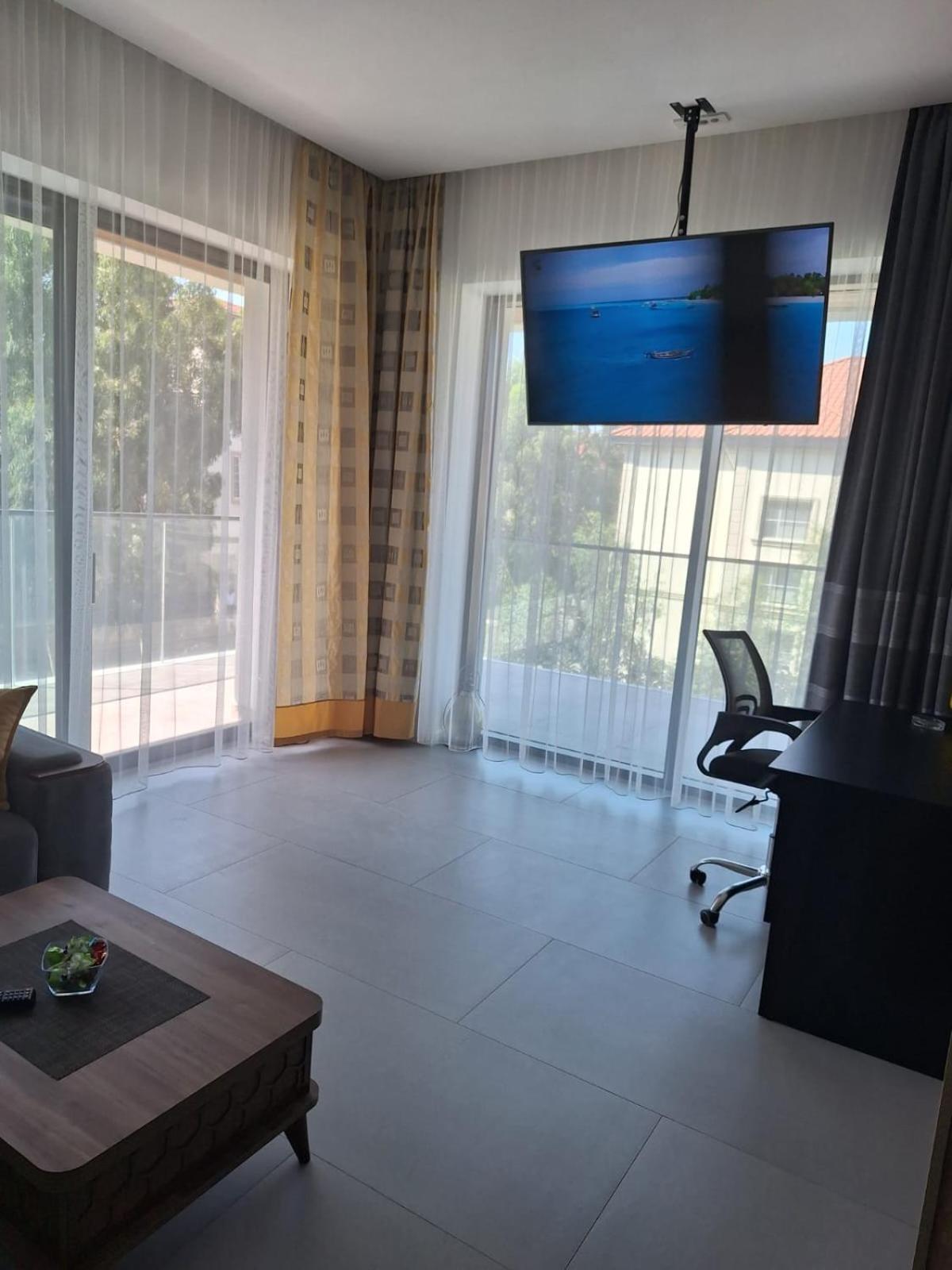 Sea Breeze Park Residence