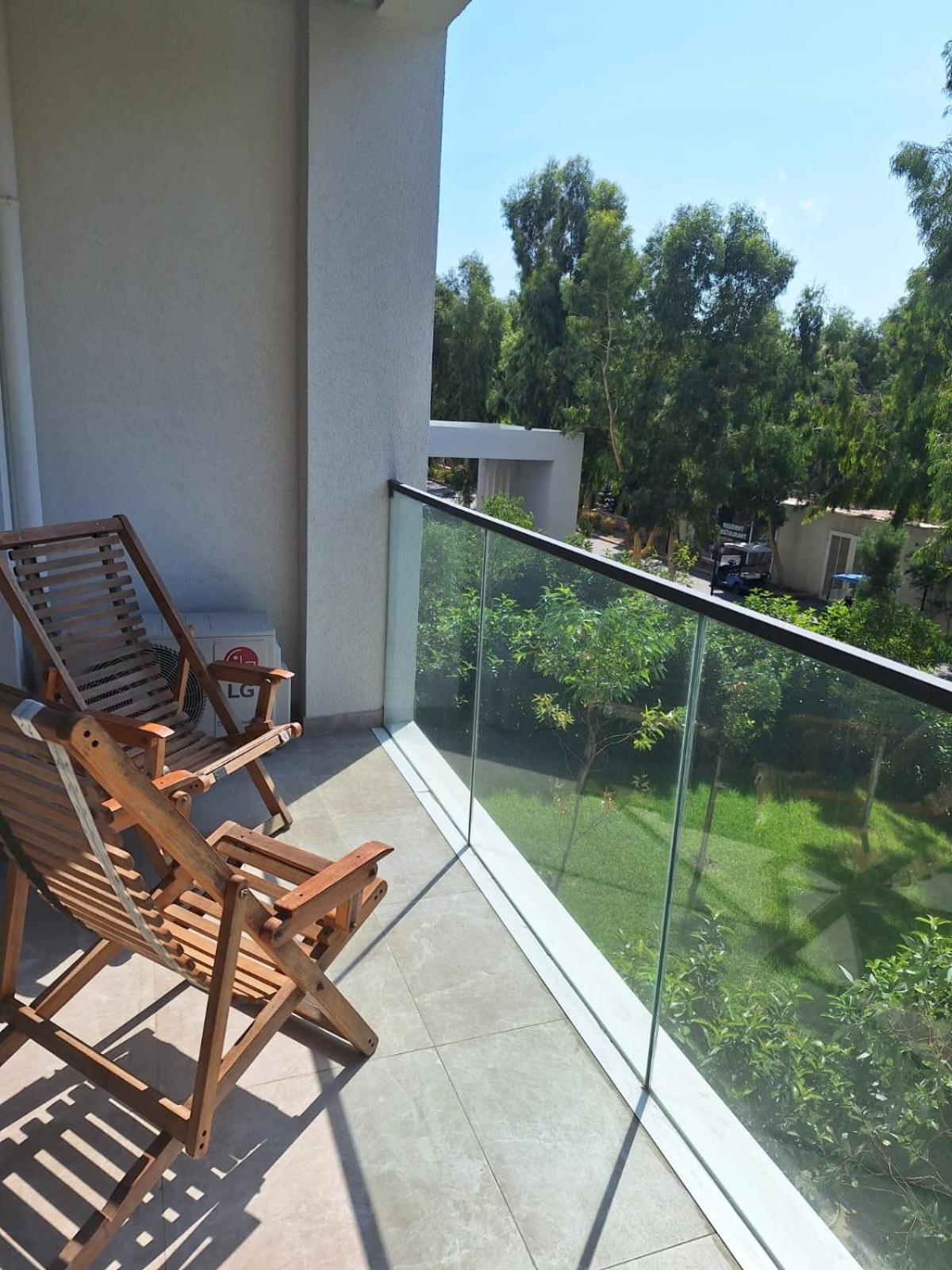 Sea Breeze Park Residence