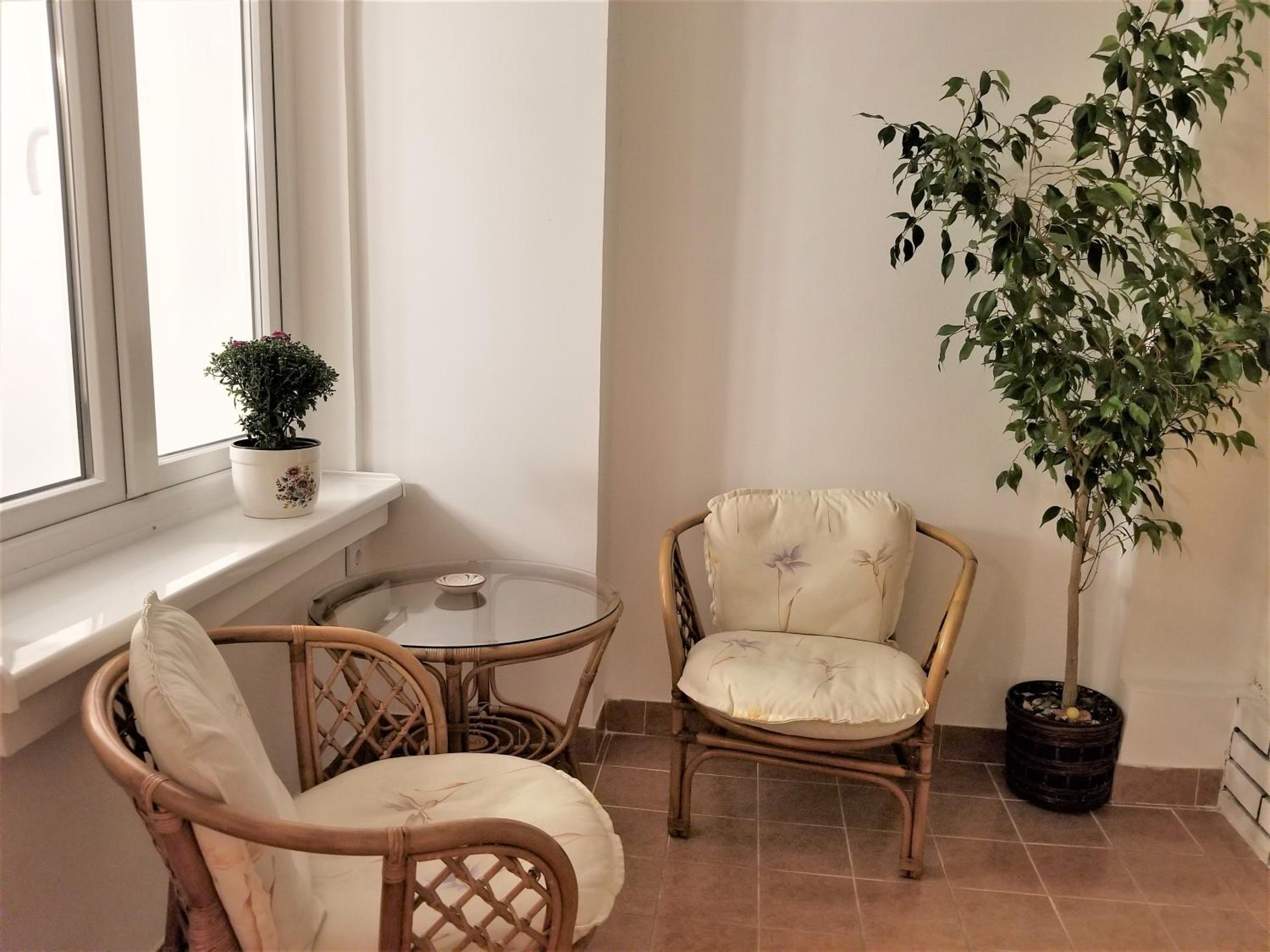 Arena West Apartment