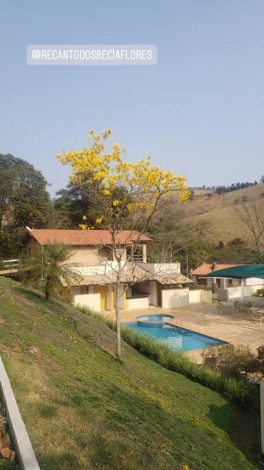 Recanto dos Beija Flores, Chale Azaleia