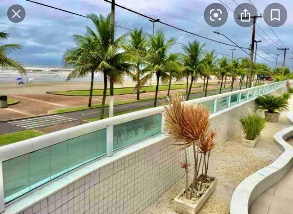 Apto frente para o mar!!!