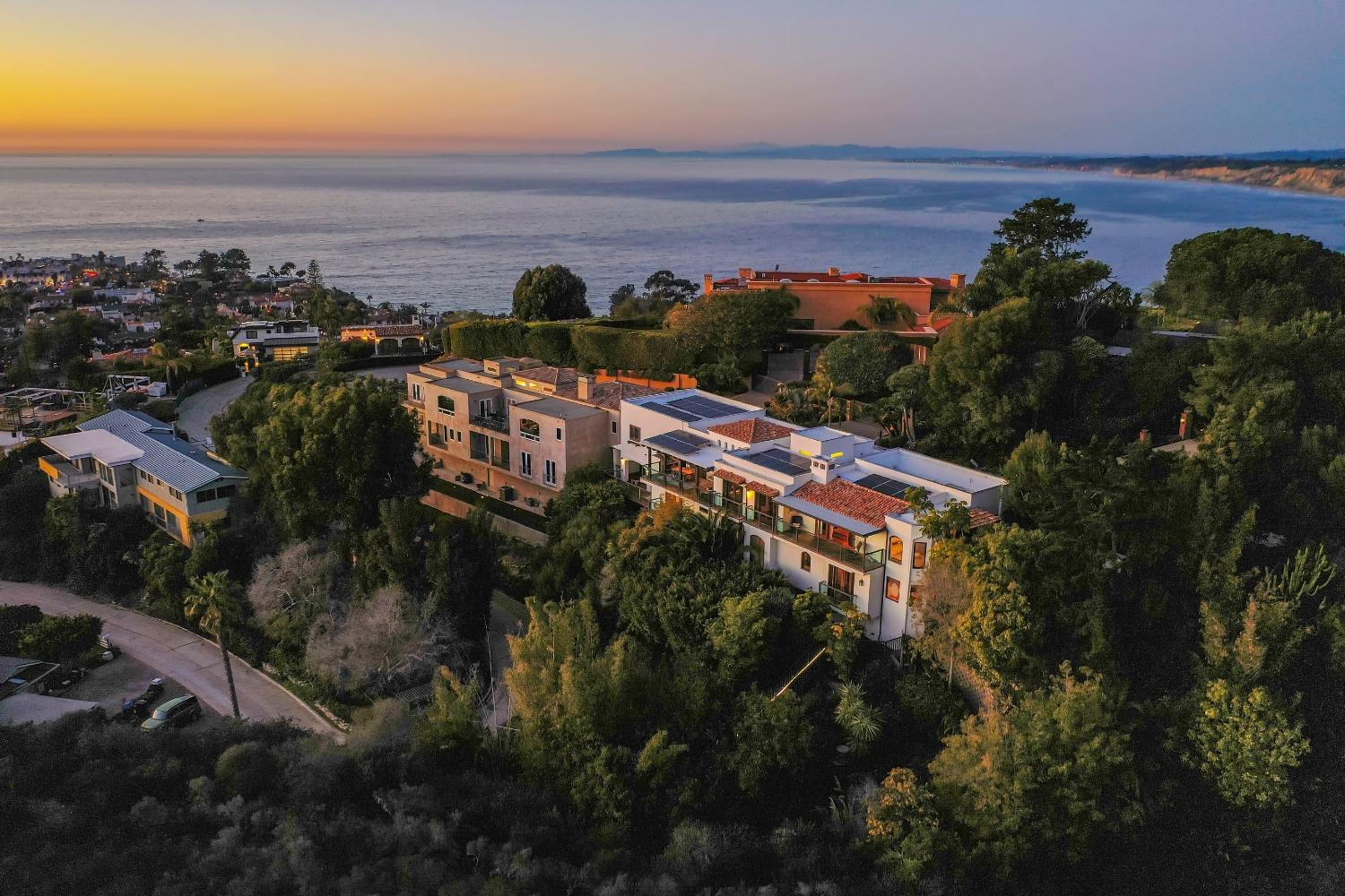 Stunning Ocean-View Villa, Walking to La Jolla Cove view 2