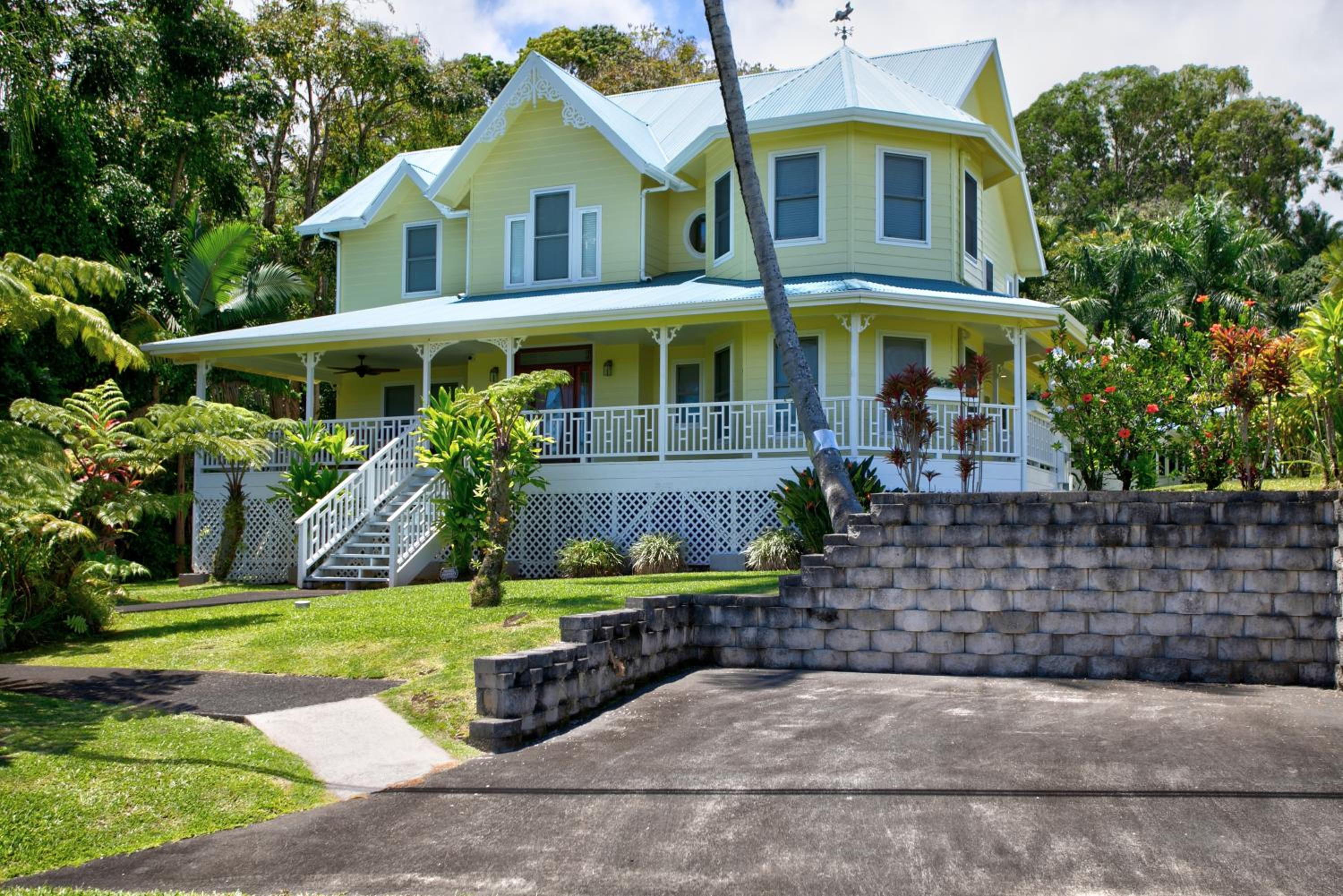 Grand Melemele home view 2