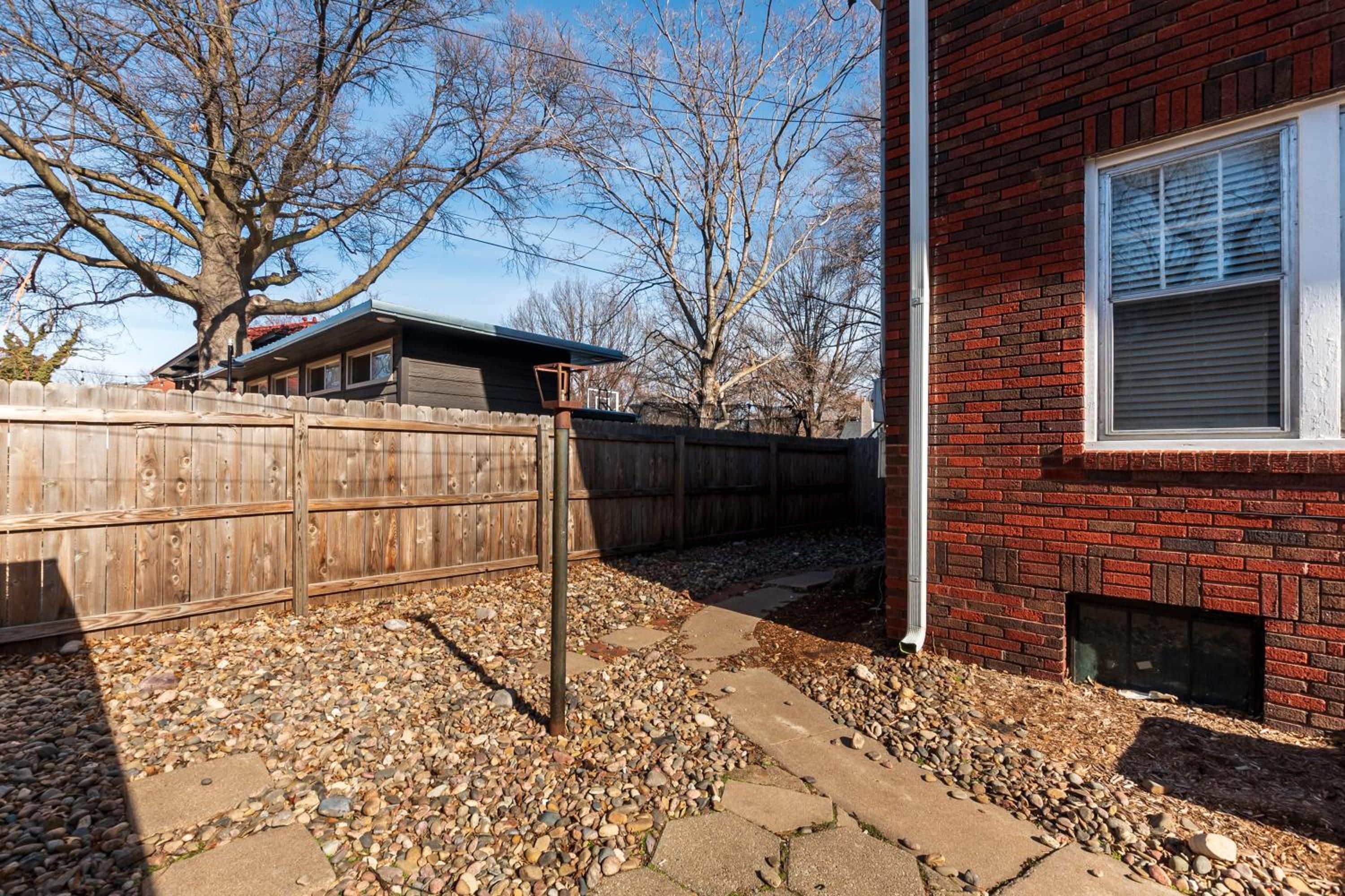 2 Bed 1 Bath Property in College Hill with Garage view 2