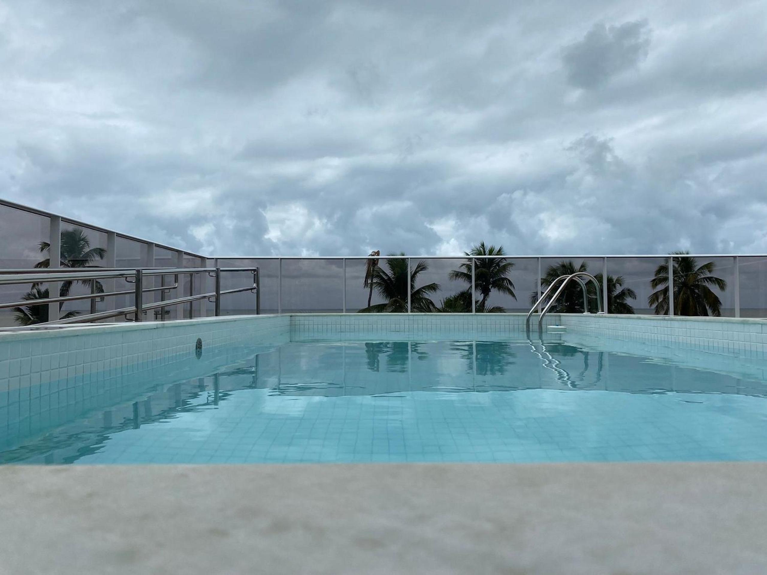 Bela Hospedagem - Puerto Ventura, frente mar e ao lado do food park
