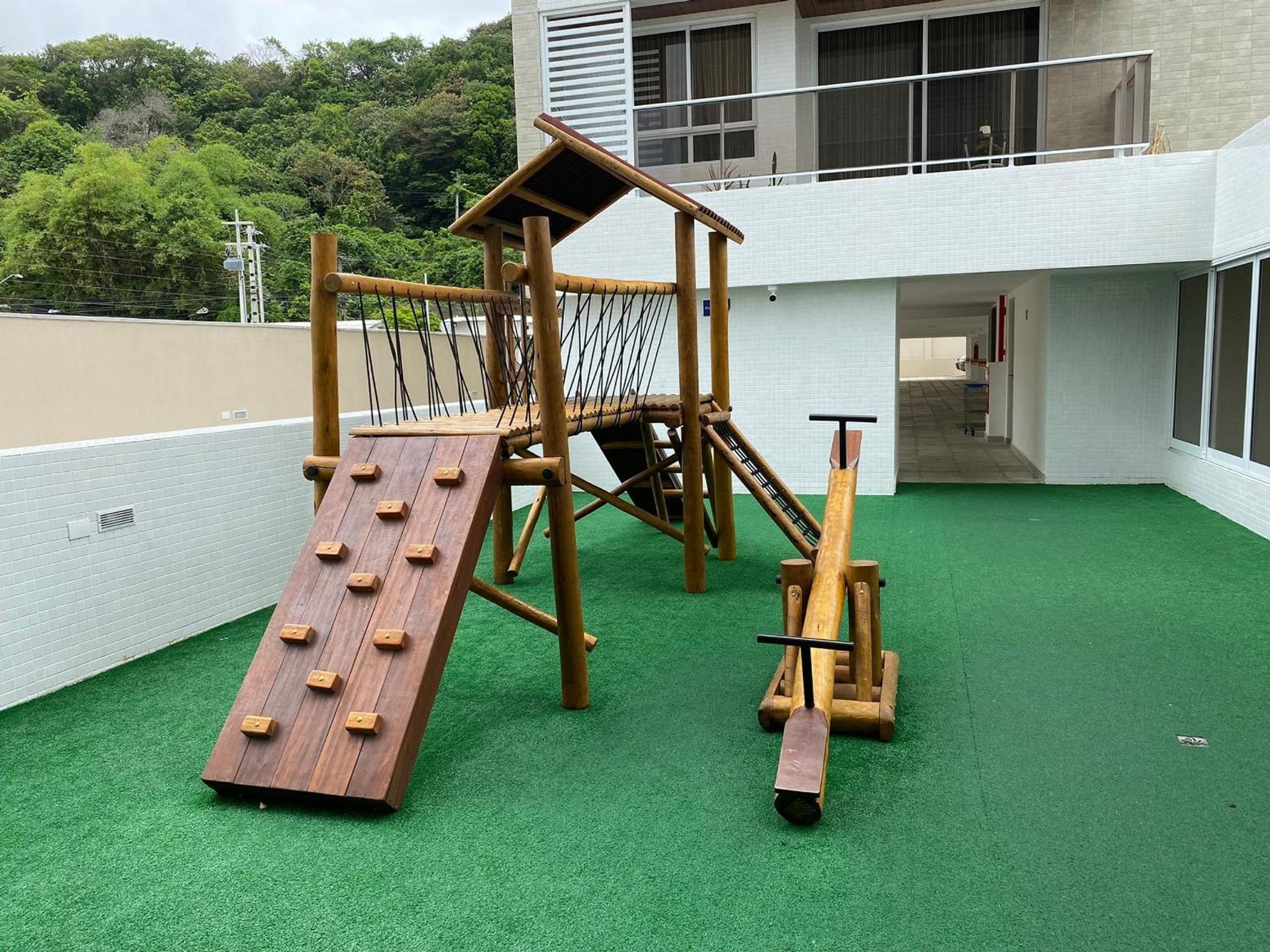 Bela Hospedagem - Puerto Ventura, frente mar e ao lado do food park