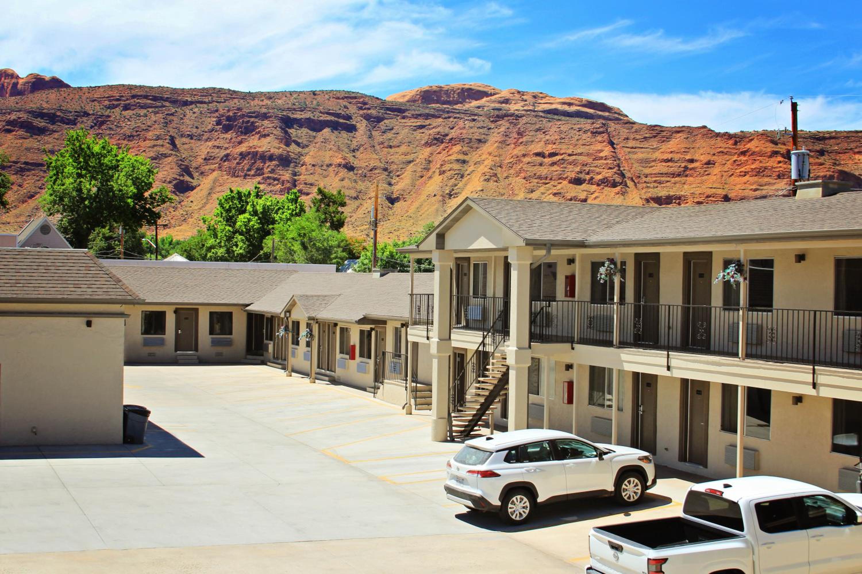 Bowen Motel