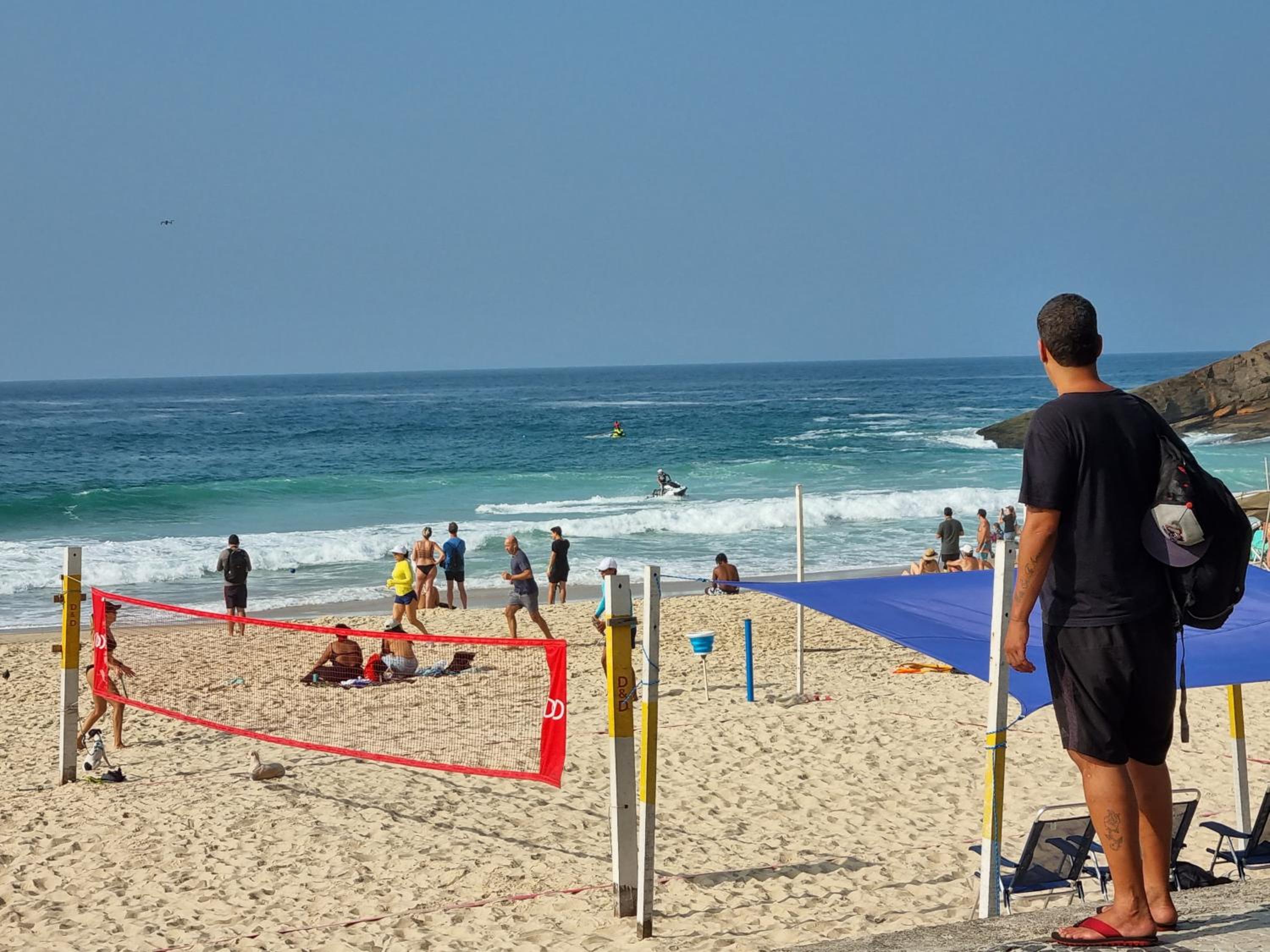 SUÍTE c vista livre e pertíssima das PRAIAS IPANEMA LEBLON ARPOADOR COPACABANA e do CRISTO REDENTOR do BONDINHO PÃO DE AÇUCAR etc Chegando mais cedo que o 