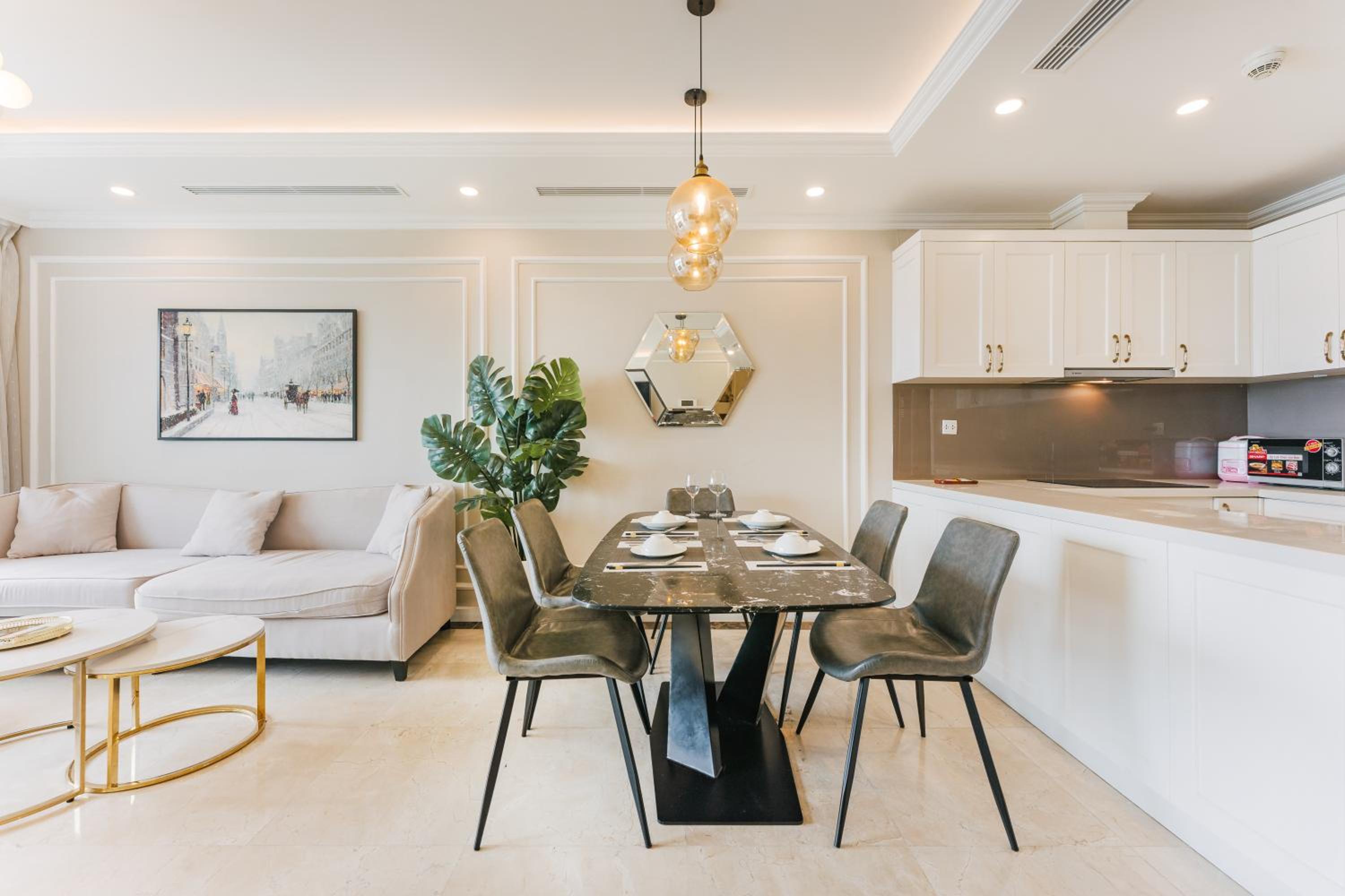 D'LEROI SOLEIL- TAY HO- NEAR WESTLAKE IN HA Noi
