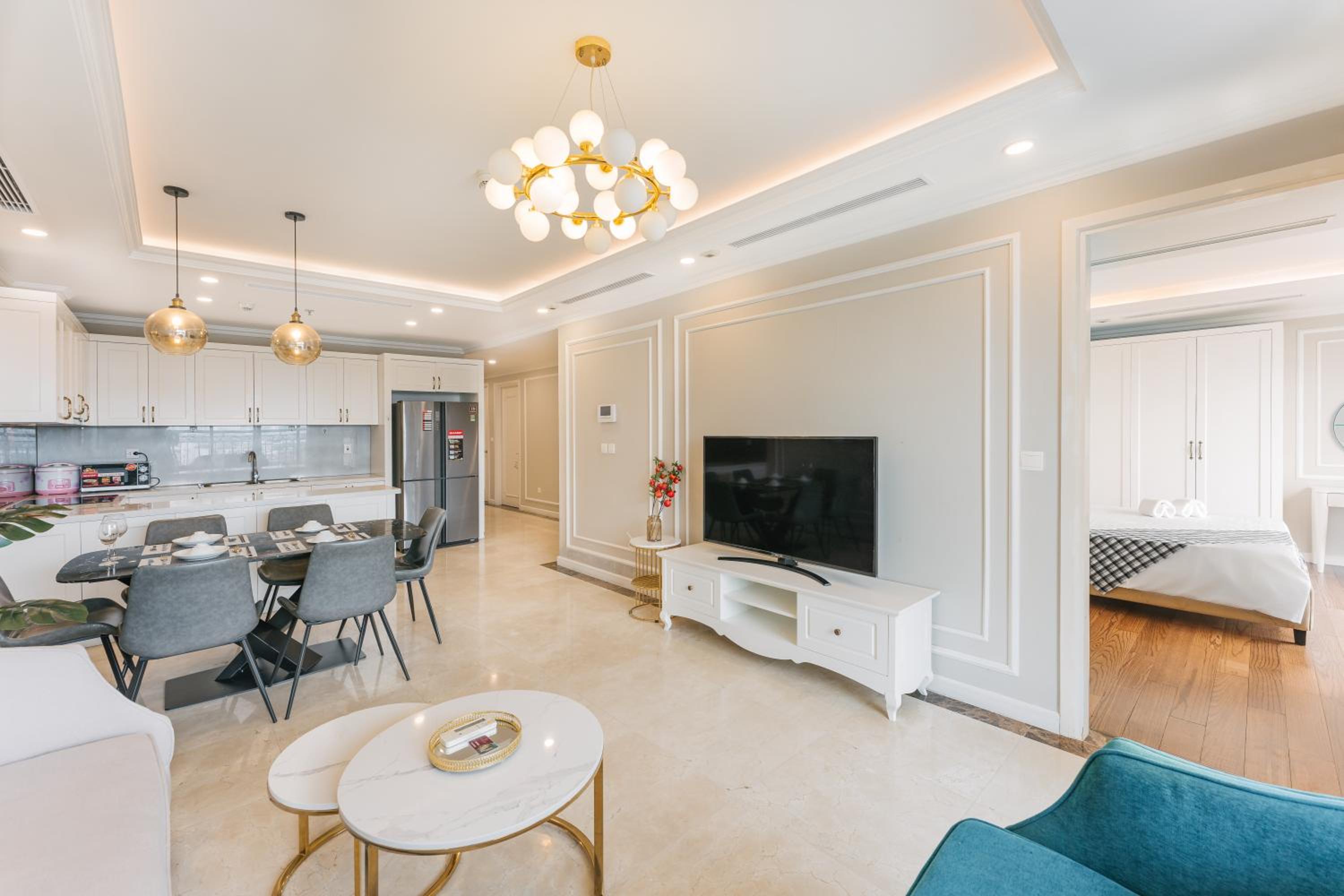 D'LEROI SOLEIL- TAY HO- NEAR WESTLAKE IN HA Noi