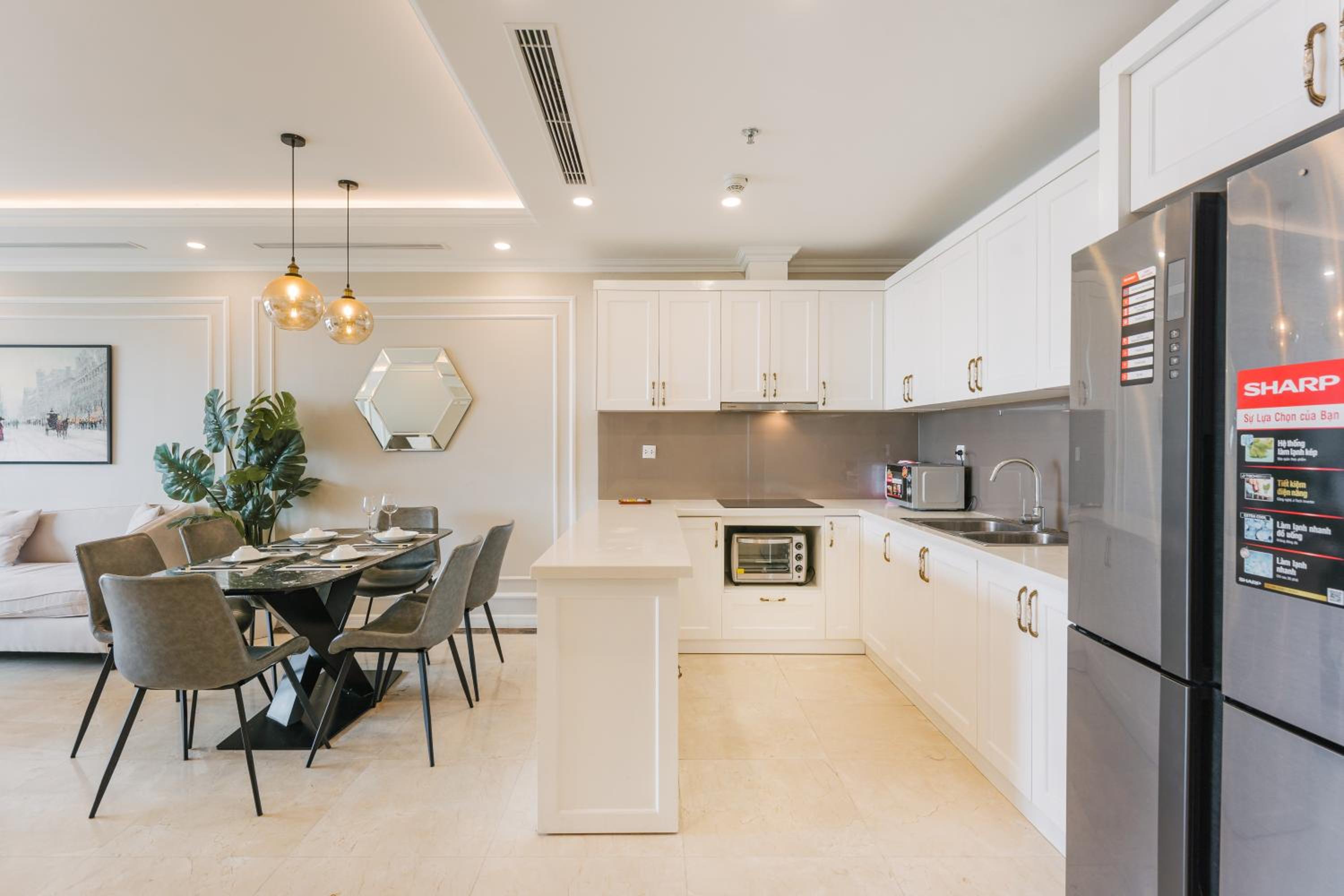 D'LEROI SOLEIL- TAY HO- NEAR WESTLAKE IN HA Noi