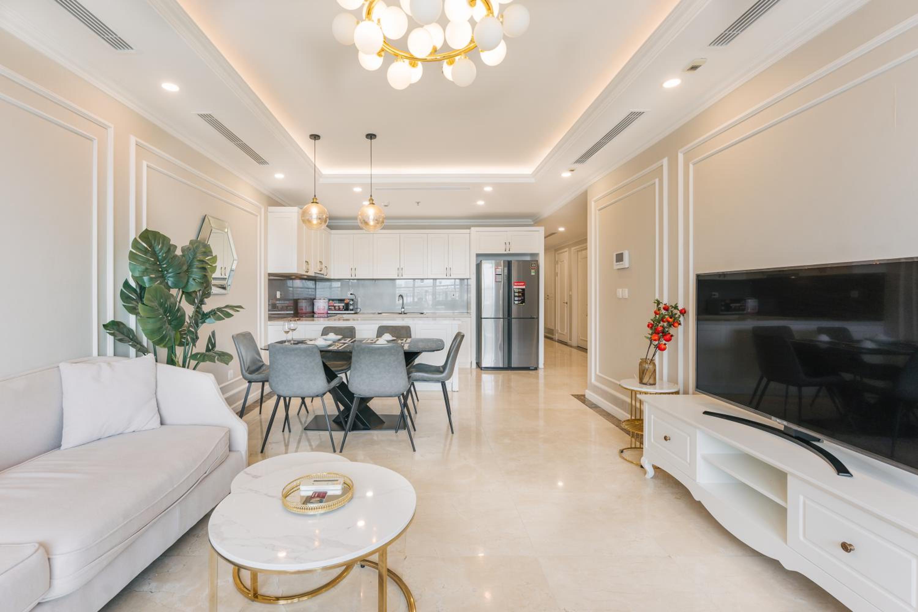 D'LEROI SOLEIL- TAY HO- NEAR WESTLAKE IN HA Noi
