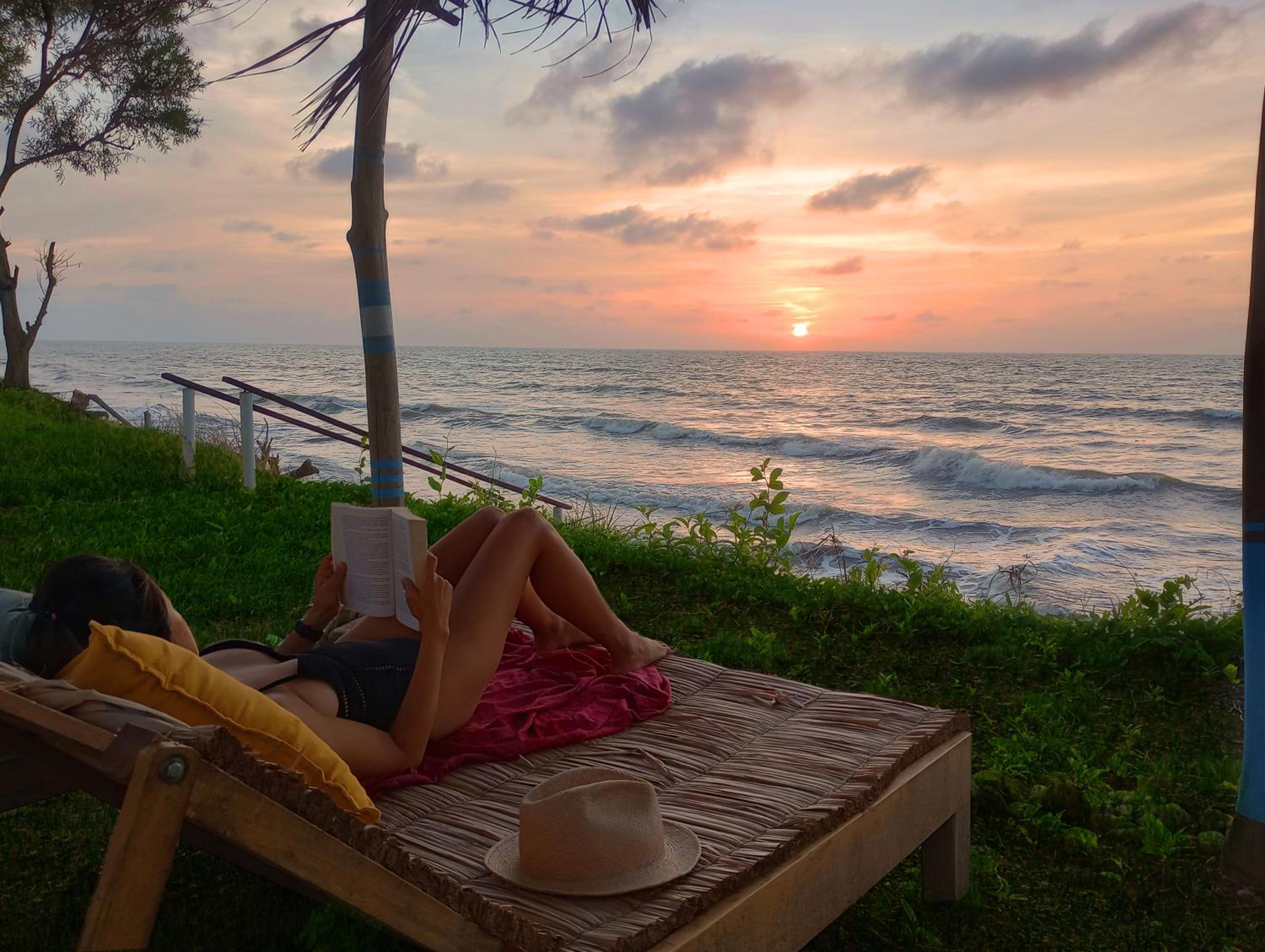 Deluxe Family Suite - In front of the sea