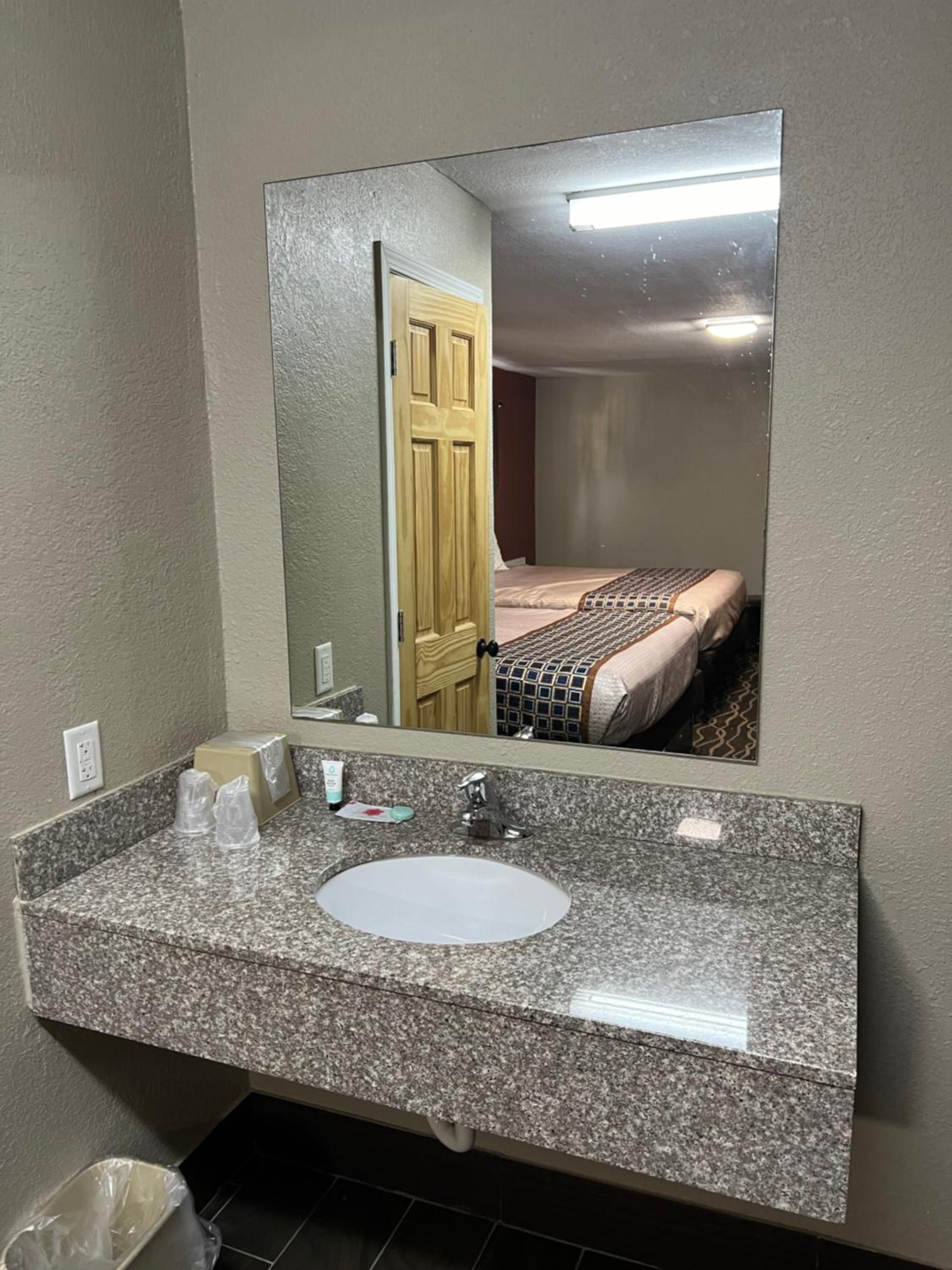 Westbridge Inn and Suites