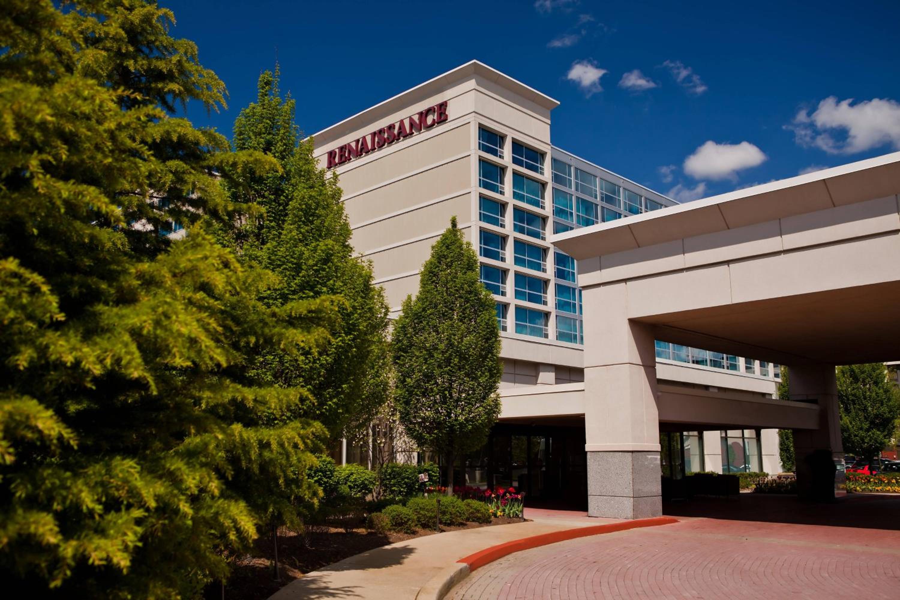 Hotel Renaissance Newark Airport Hotel