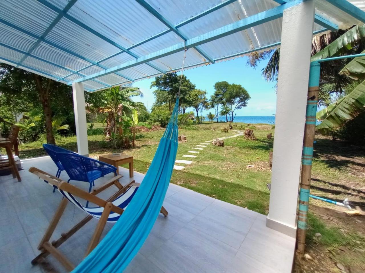 Beach House with AC Surrounded by Nature
