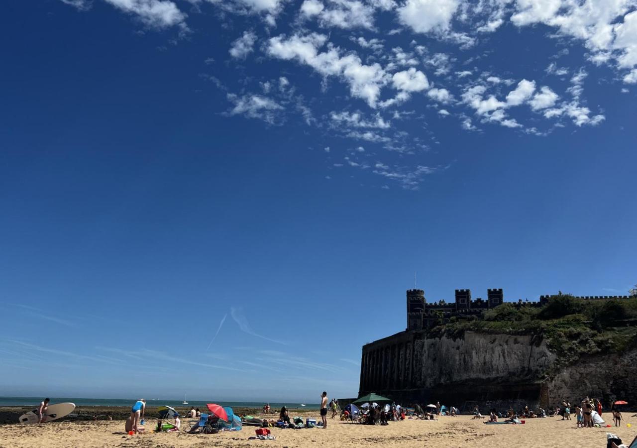 2 Bed in Broadstairs oc-cc0211