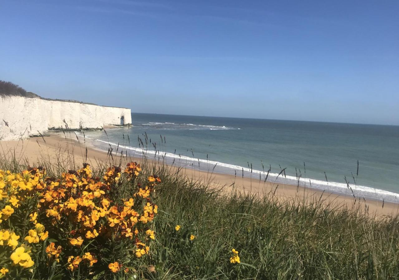 2 Bed in Broadstairs oc-cc0211