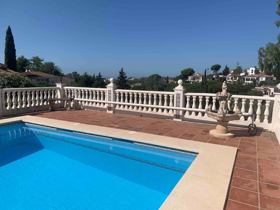 Casa Hermosa Mijas- 7 bedroom villa-sleeps 14