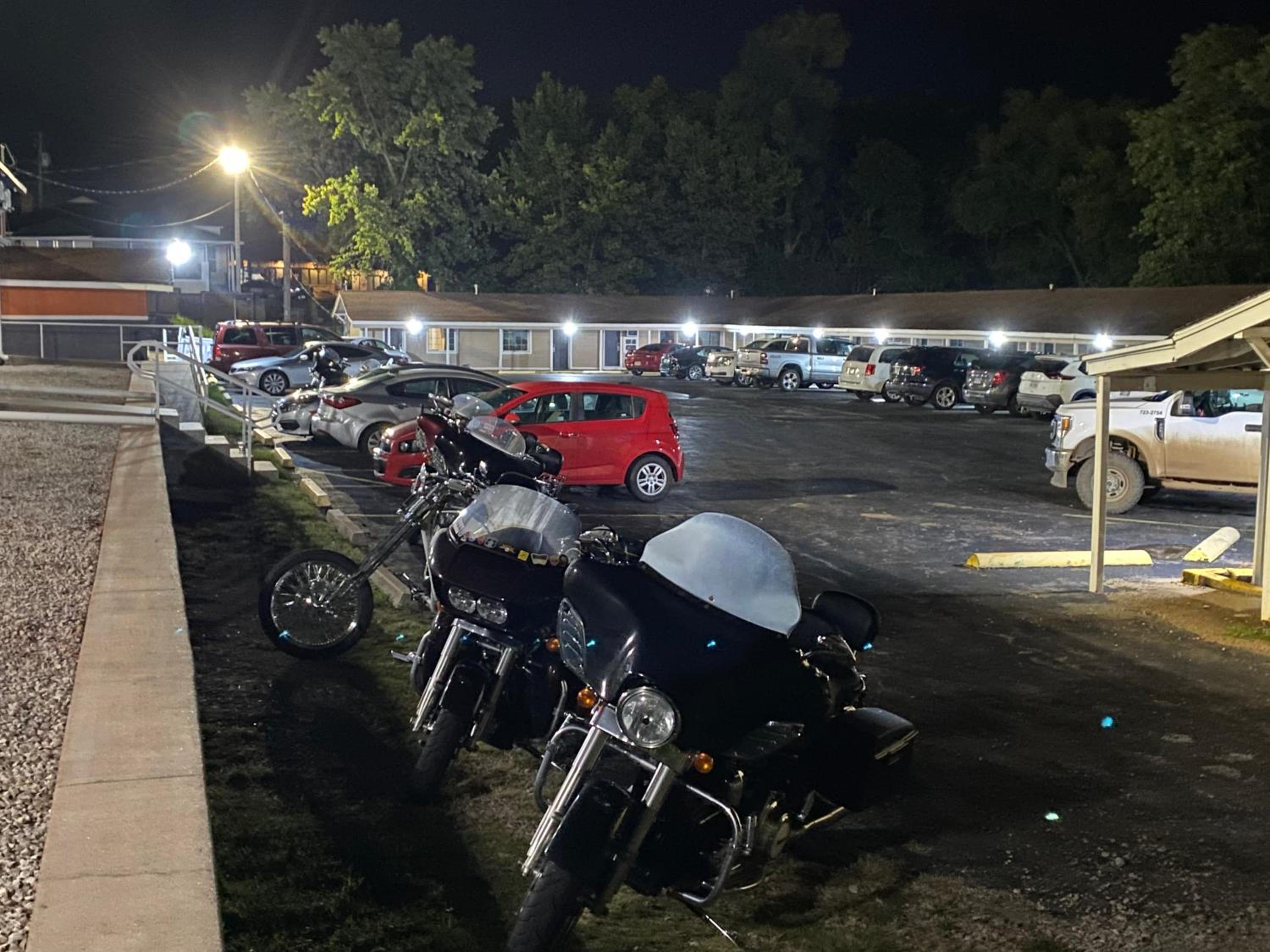 Aya's Blossoms Inn - Property Image 14