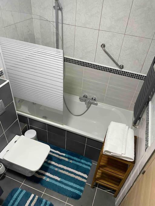 Superbe appartement dans le centre de Mons - Arivée autonome
