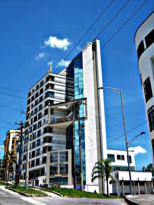 Hermoso apto en exclusiva zona de Pereira