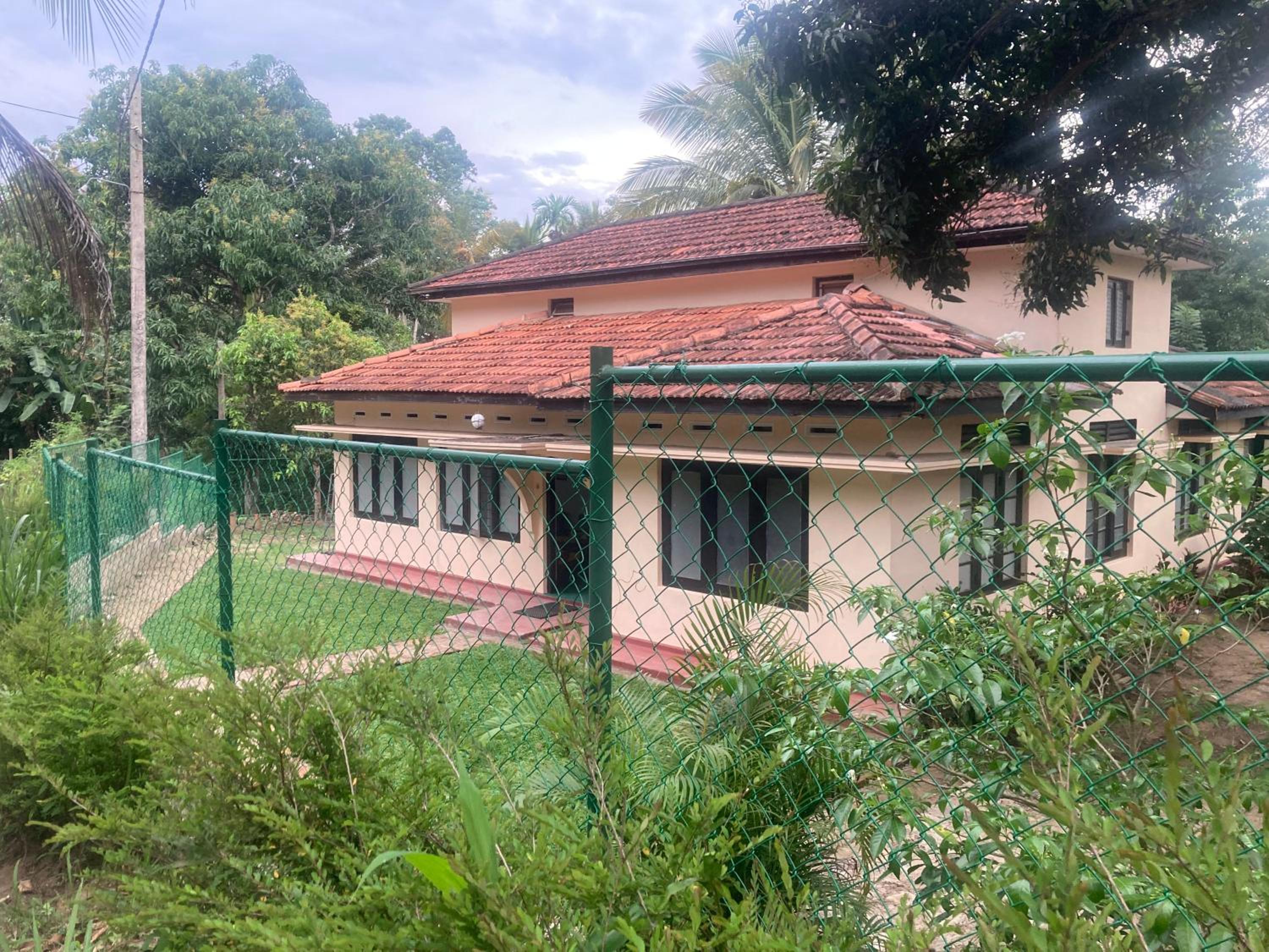 Kotuwegedera Dumbara Residency