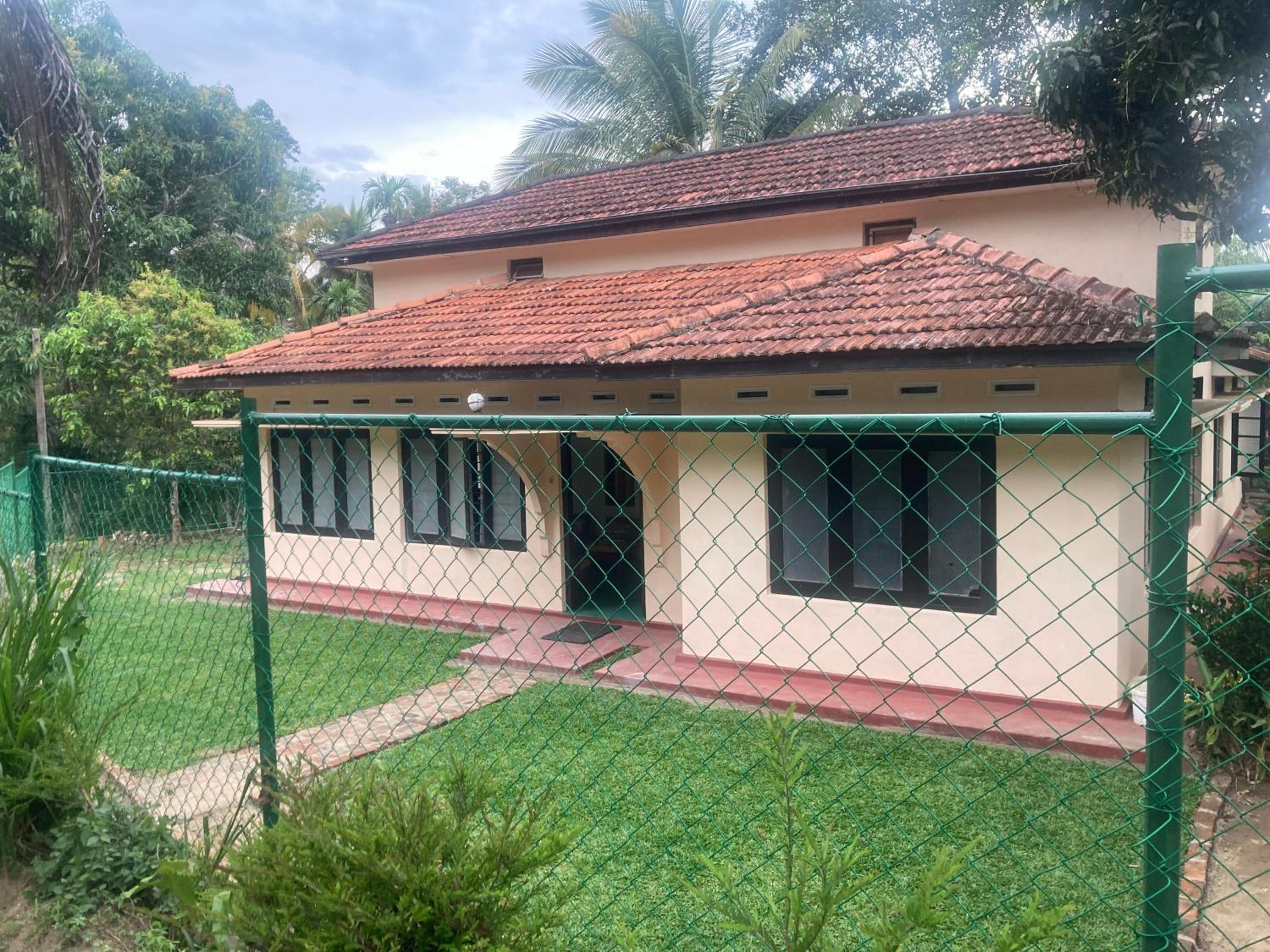 Kotuwegedera Dumbara Residency