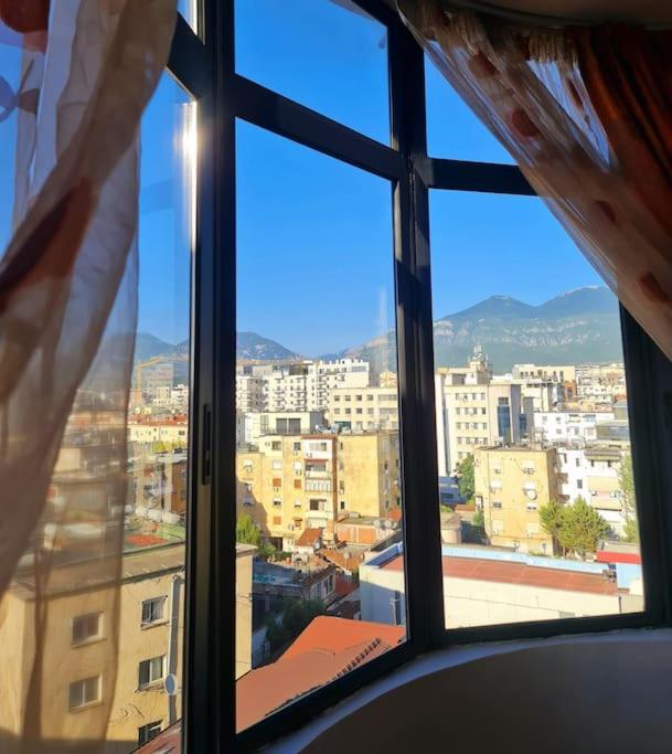 SweetHome Tirana Center, Skanderbeg Square