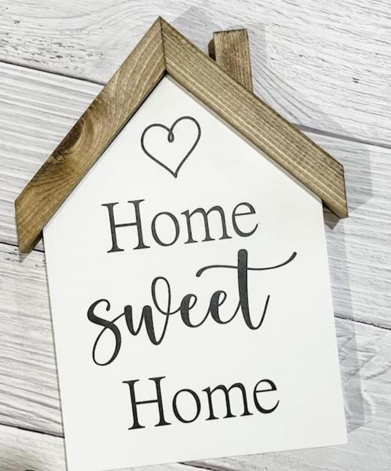SweetHome Tirana Center, Skanderbeg Square