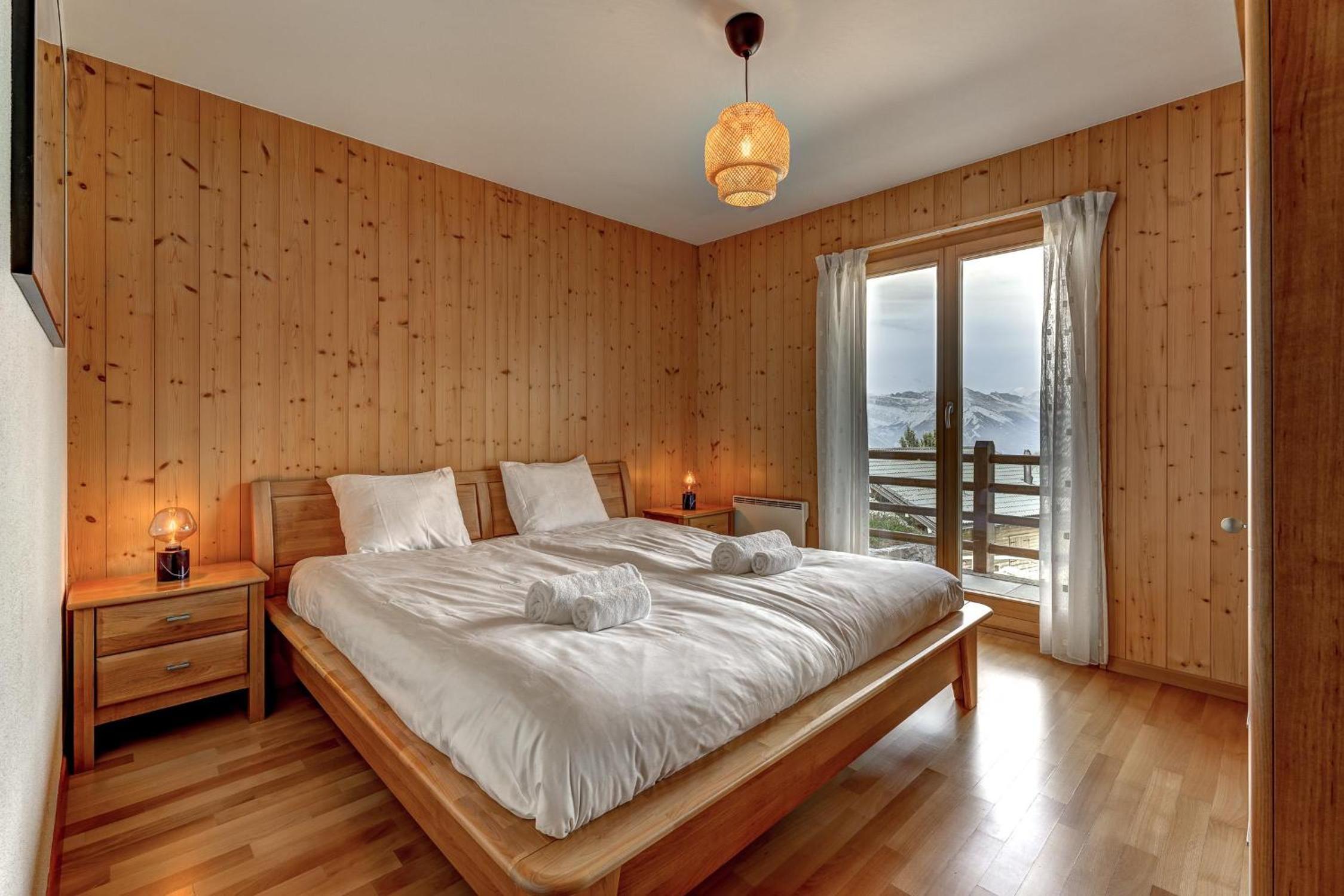 Chalet Snowfall - jacuzzi - views