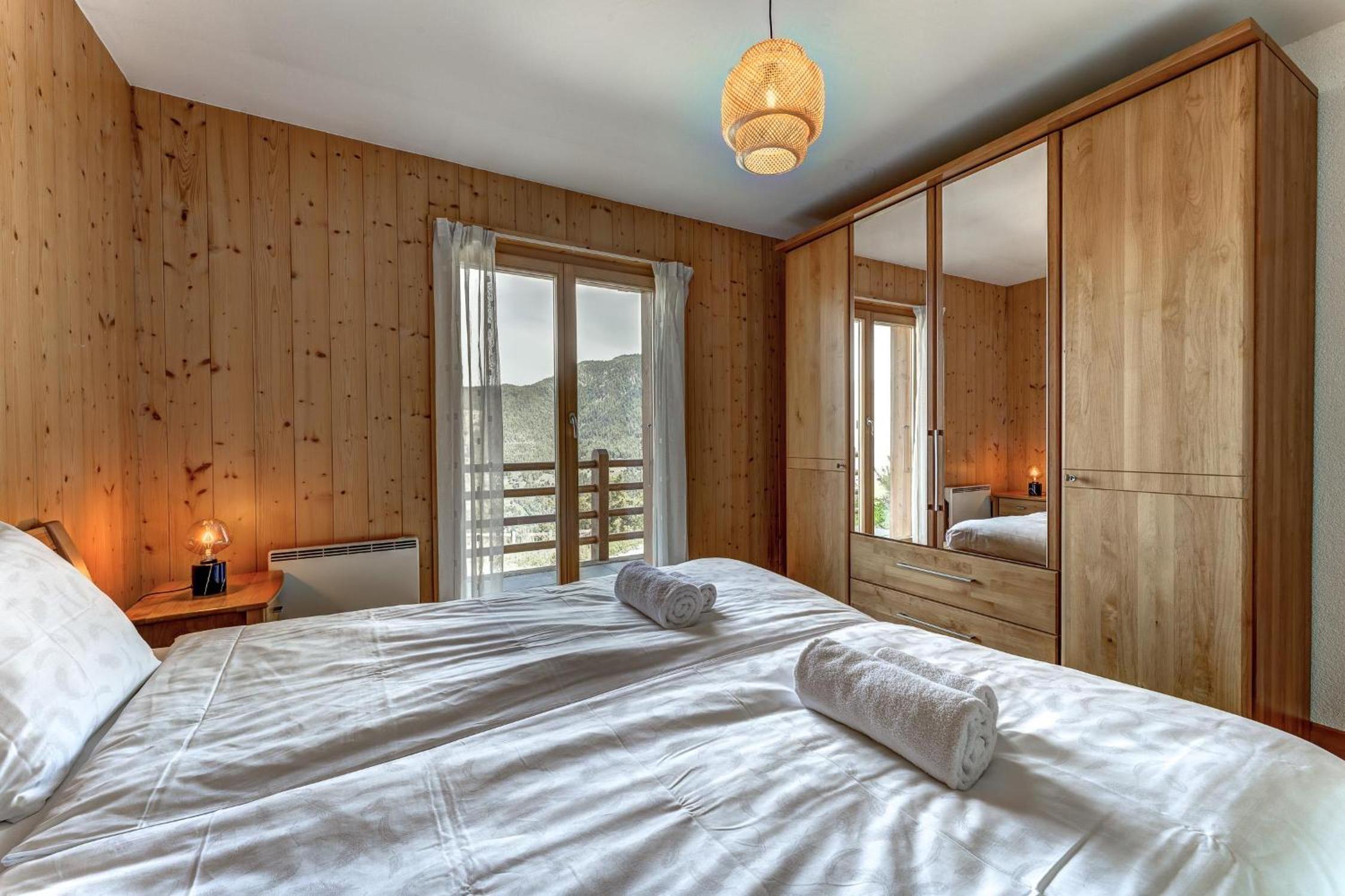 Chalet Snowfall - jacuzzi - views
