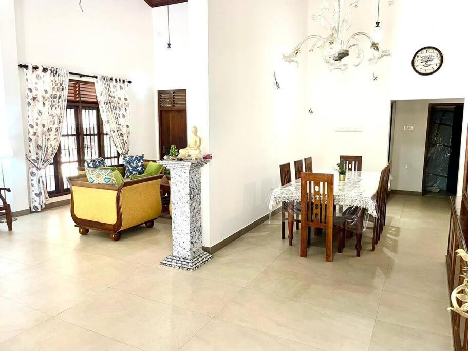 Villa Verde Alawwa