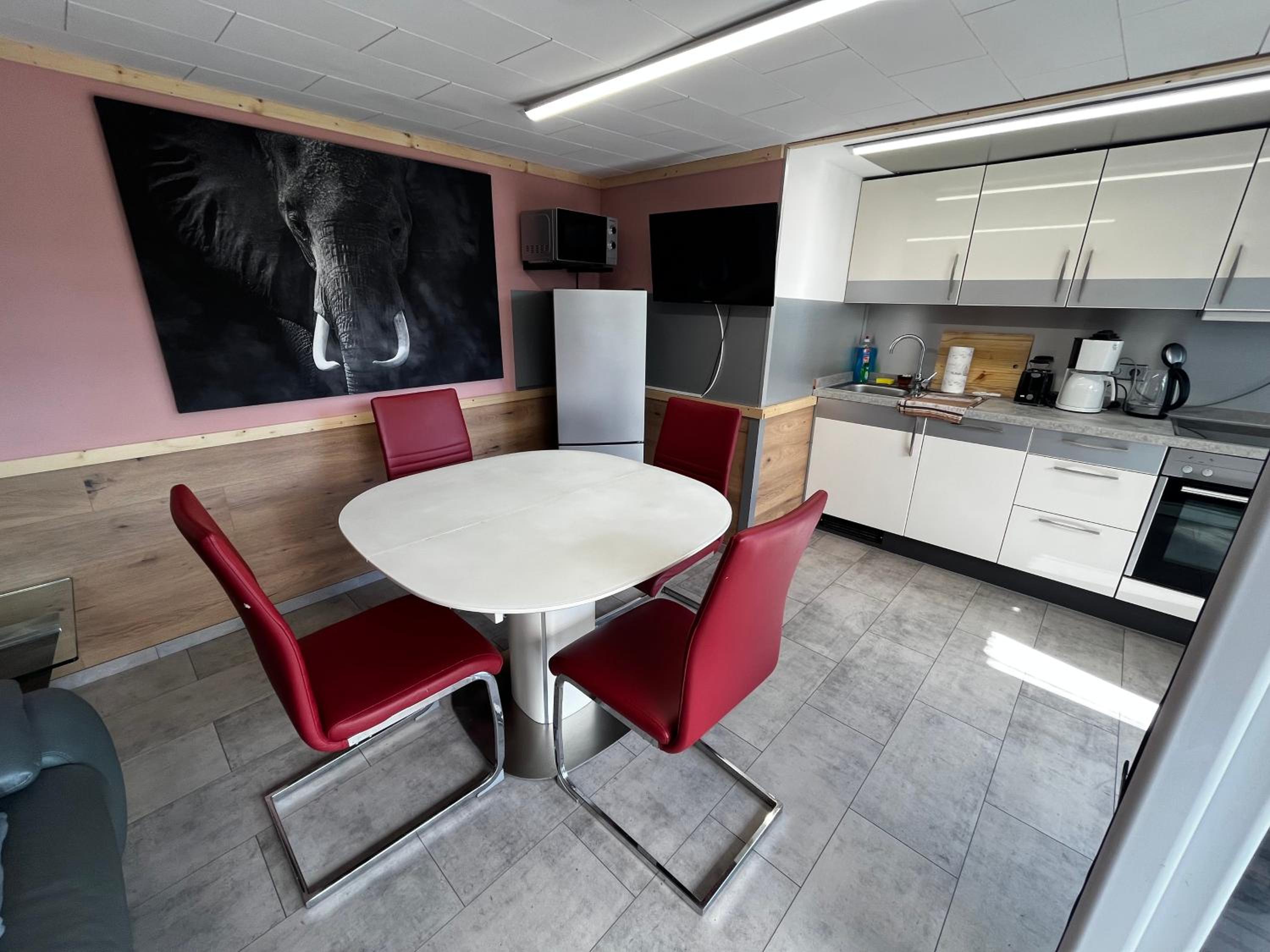 Photo 61
