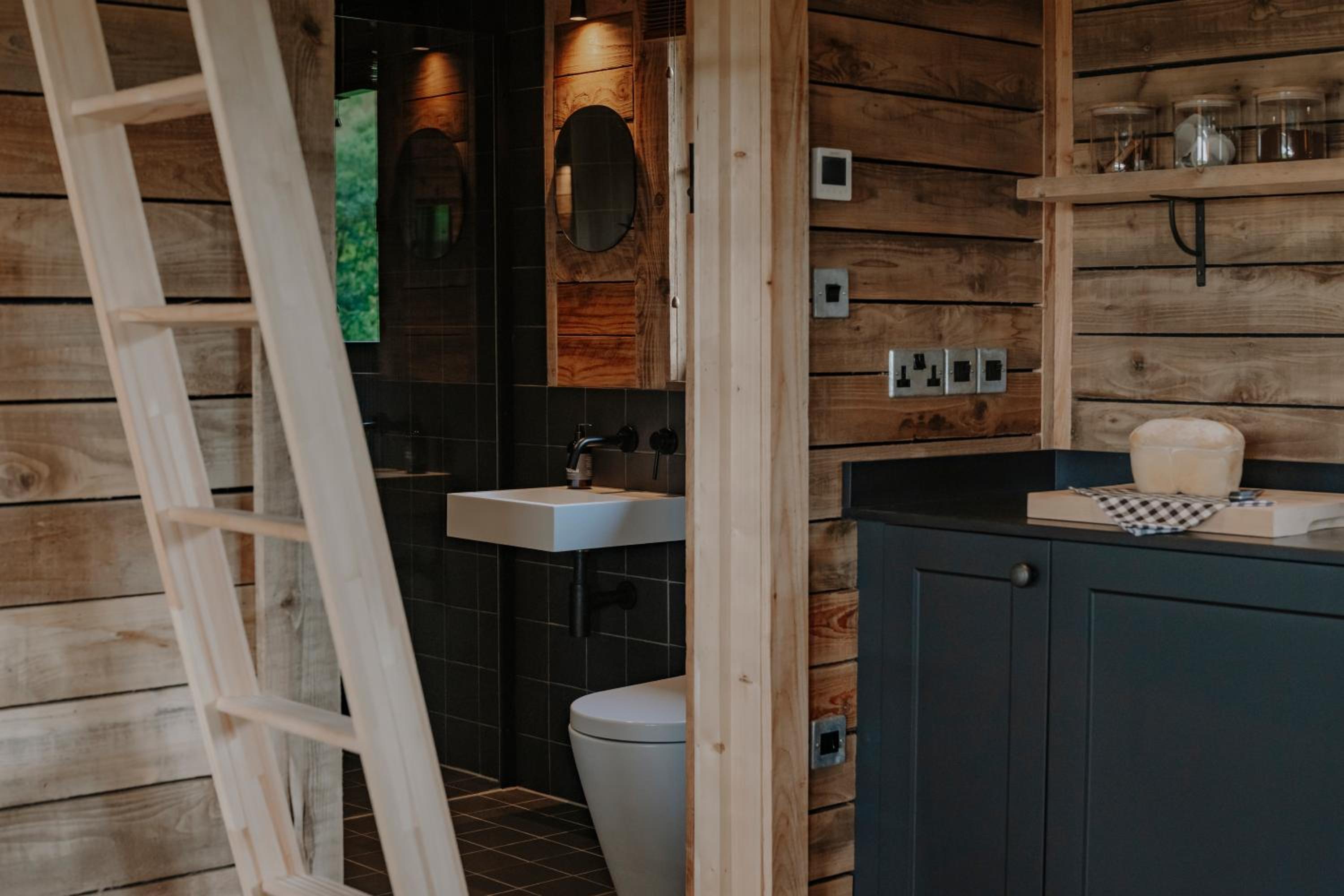 Woolly Wood Cabins - Bryn