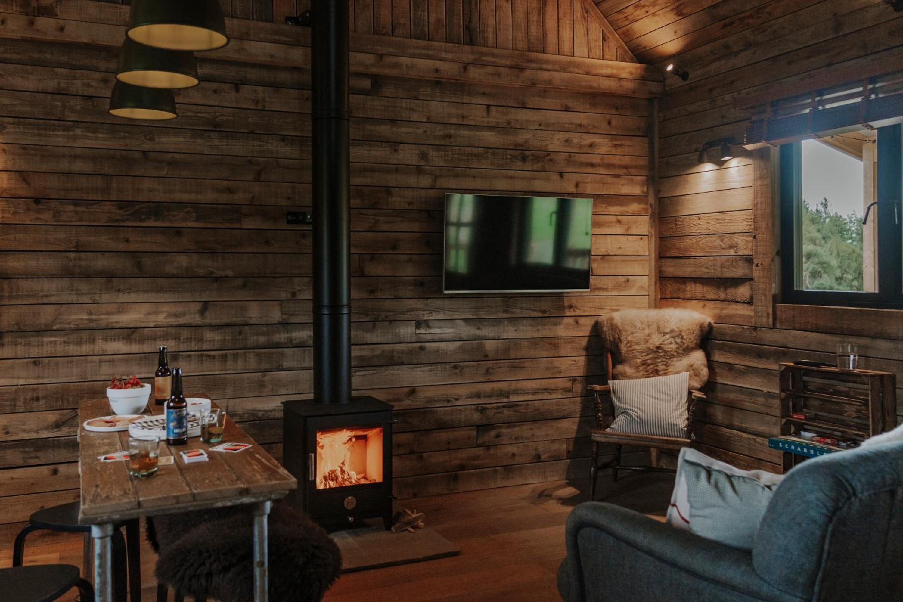 Woolly Wood Cabins - Bryn