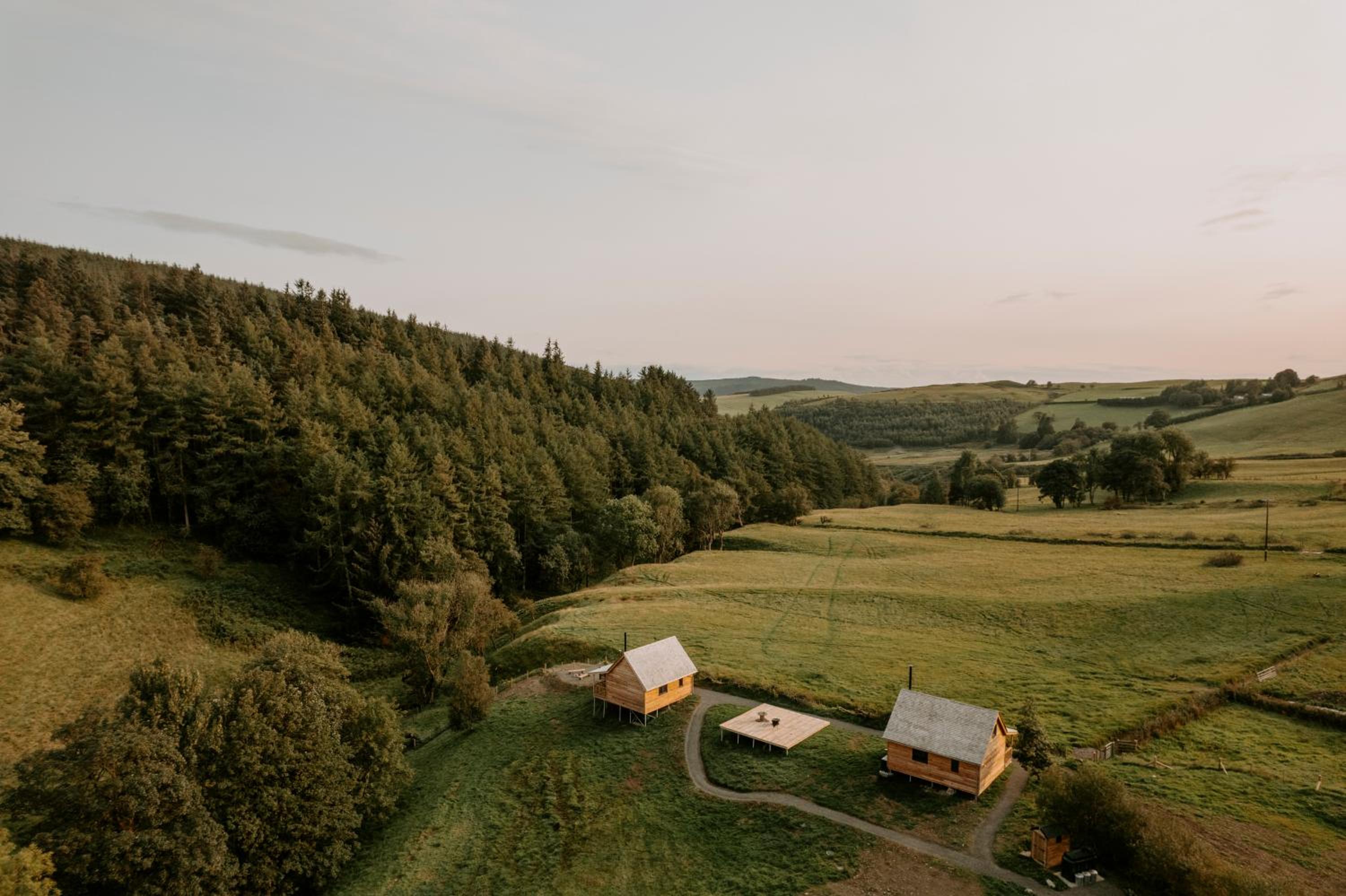 Woolly Wood Cabins - Bryn