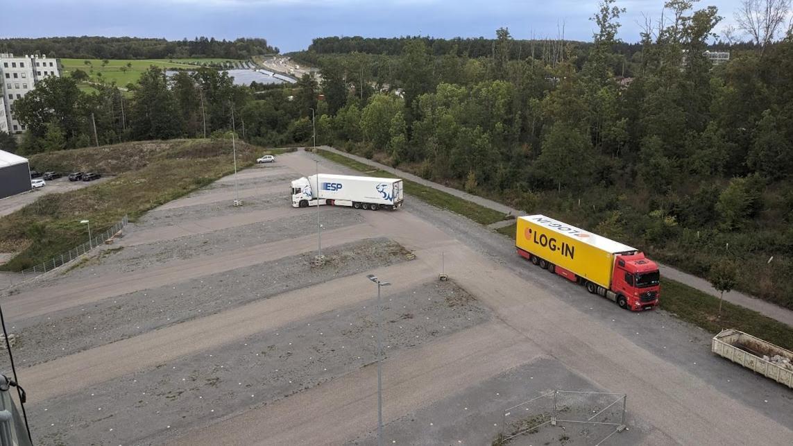 Truck-Parking A8
