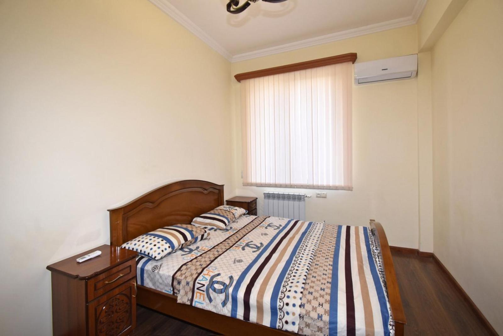 Mesrop Mashtots Avenue, 3 bedrooms Grand & Sunny apartment MA999