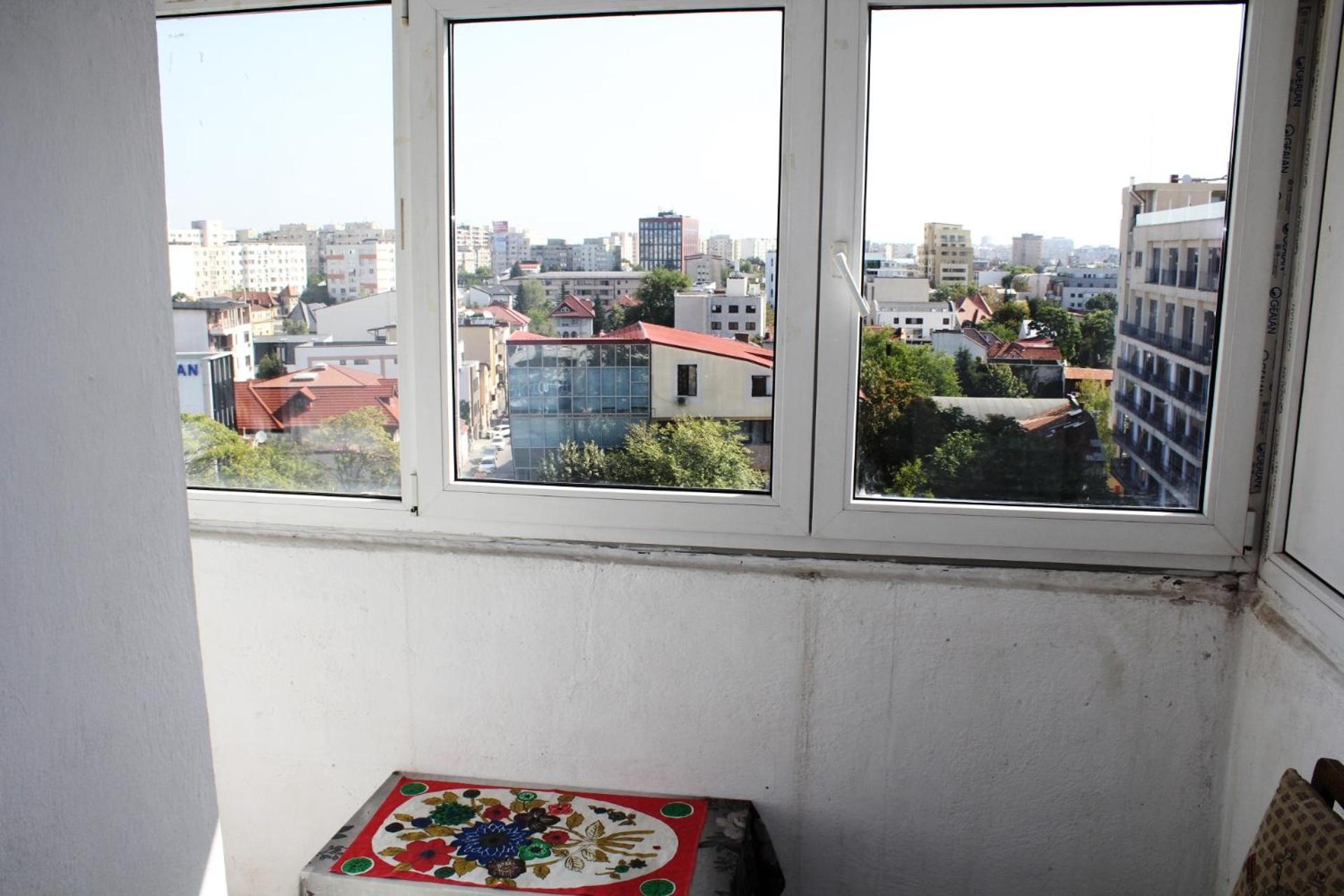 Floreasca 2 room apartment, sleeps 3 view 4