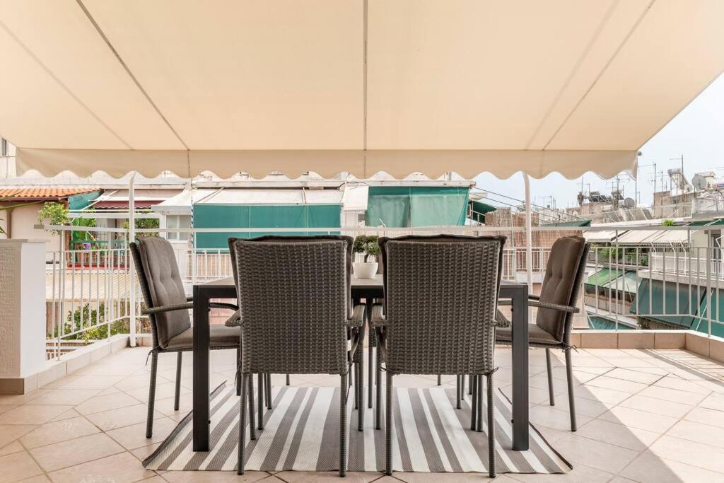 3BDR Penthouse -w/huge Balcony and hot tub-Jacuzzi