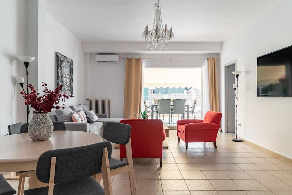 3BDR Penthouse -w/huge Balcony and hot tub-Jacuzzi