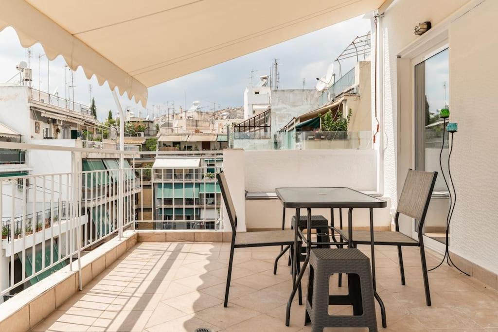 3BDR Penthouse -w/huge Balcony and hot tub-Jacuzzi