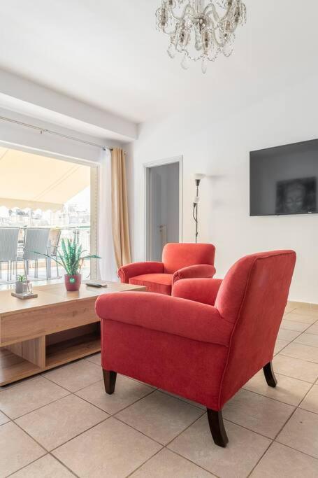 3BDR Penthouse -w/huge Balcony and hot tub-Jacuzzi