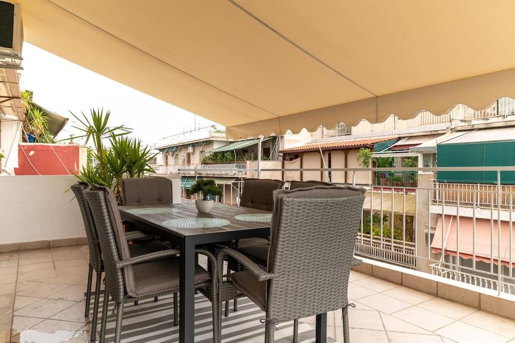 3BDR Penthouse -w/huge Balcony and hot tub-Jacuzzi