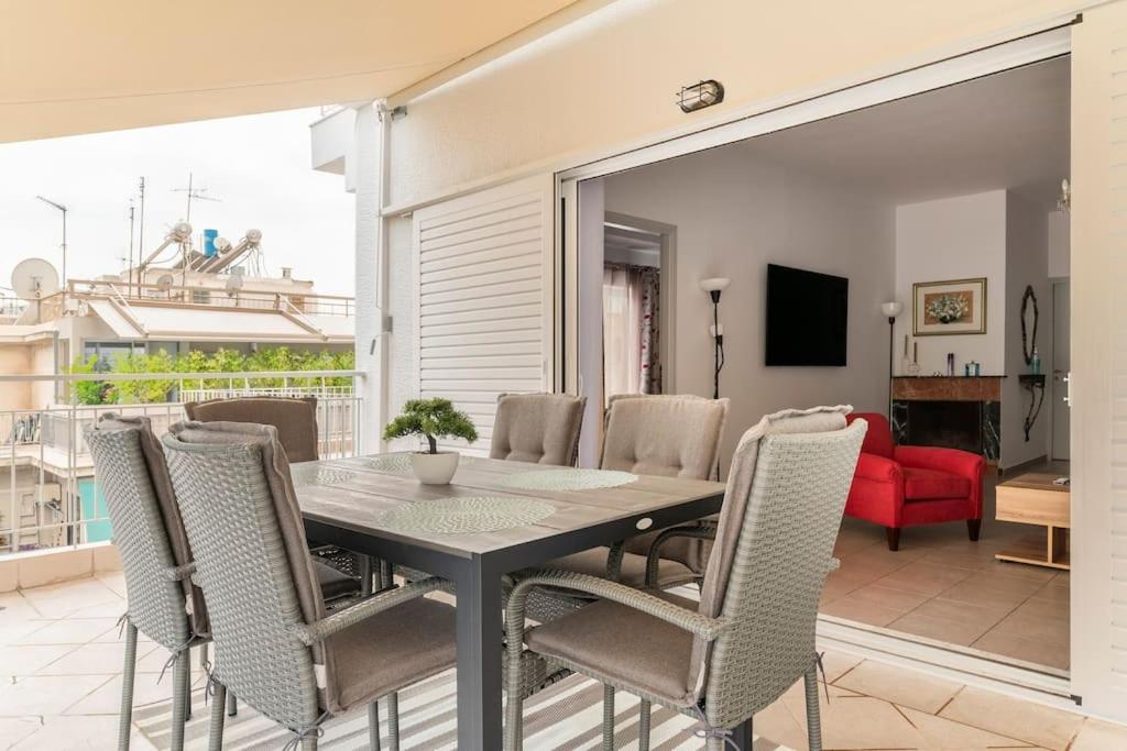 3BDR Penthouse -w/huge Balcony and hot tub-Jacuzzi